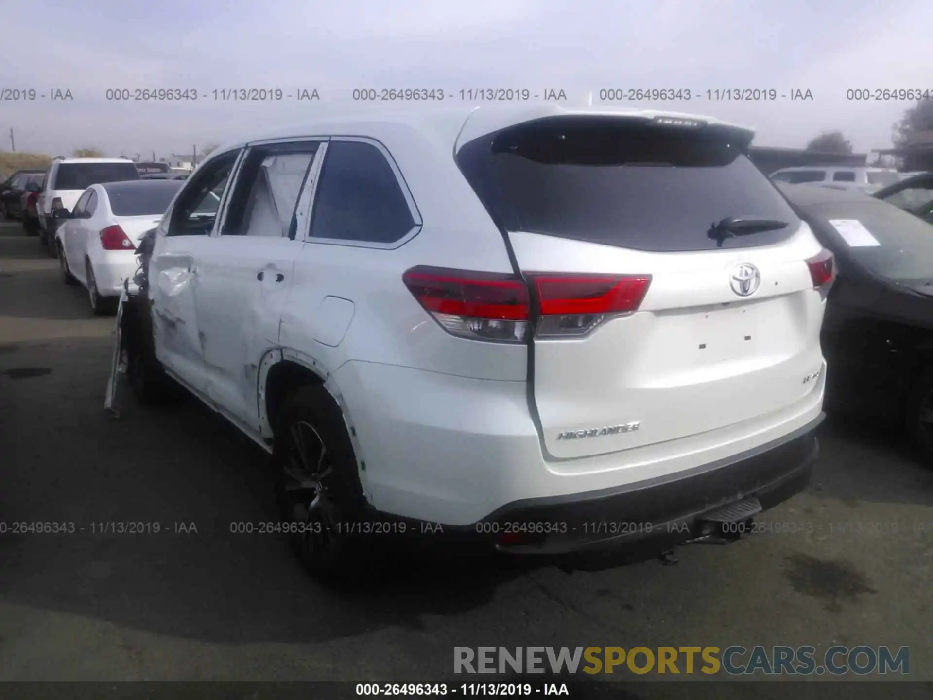 3 Photograph of a damaged car 5TDBZRFH9KS945464 TOYOTA HIGHLANDER 2019