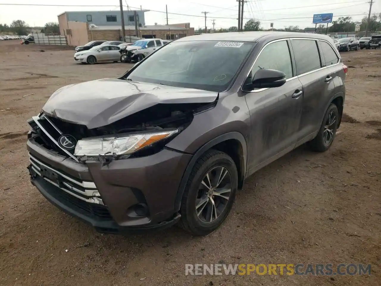 2 Photograph of a damaged car 5TDBZRFH9KS961115 TOYOTA HIGHLANDER 2019