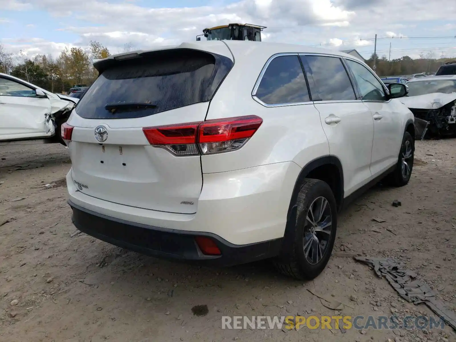 4 Фотография поврежденного автомобиля 5TDBZRFH9KS982420 TOYOTA HIGHLANDER 2019