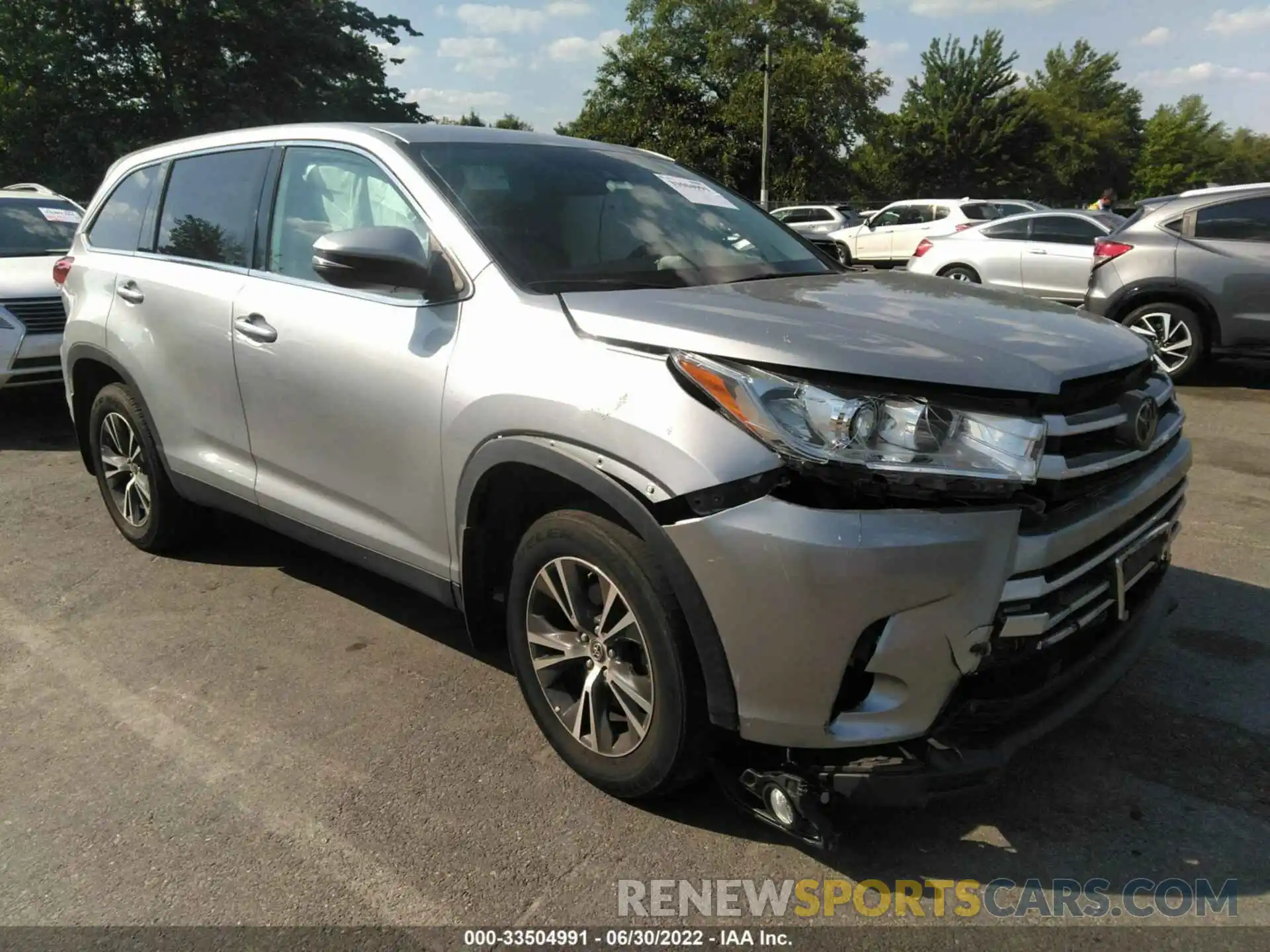 1 Photograph of a damaged car 5TDBZRFH9KS999041 TOYOTA HIGHLANDER 2019