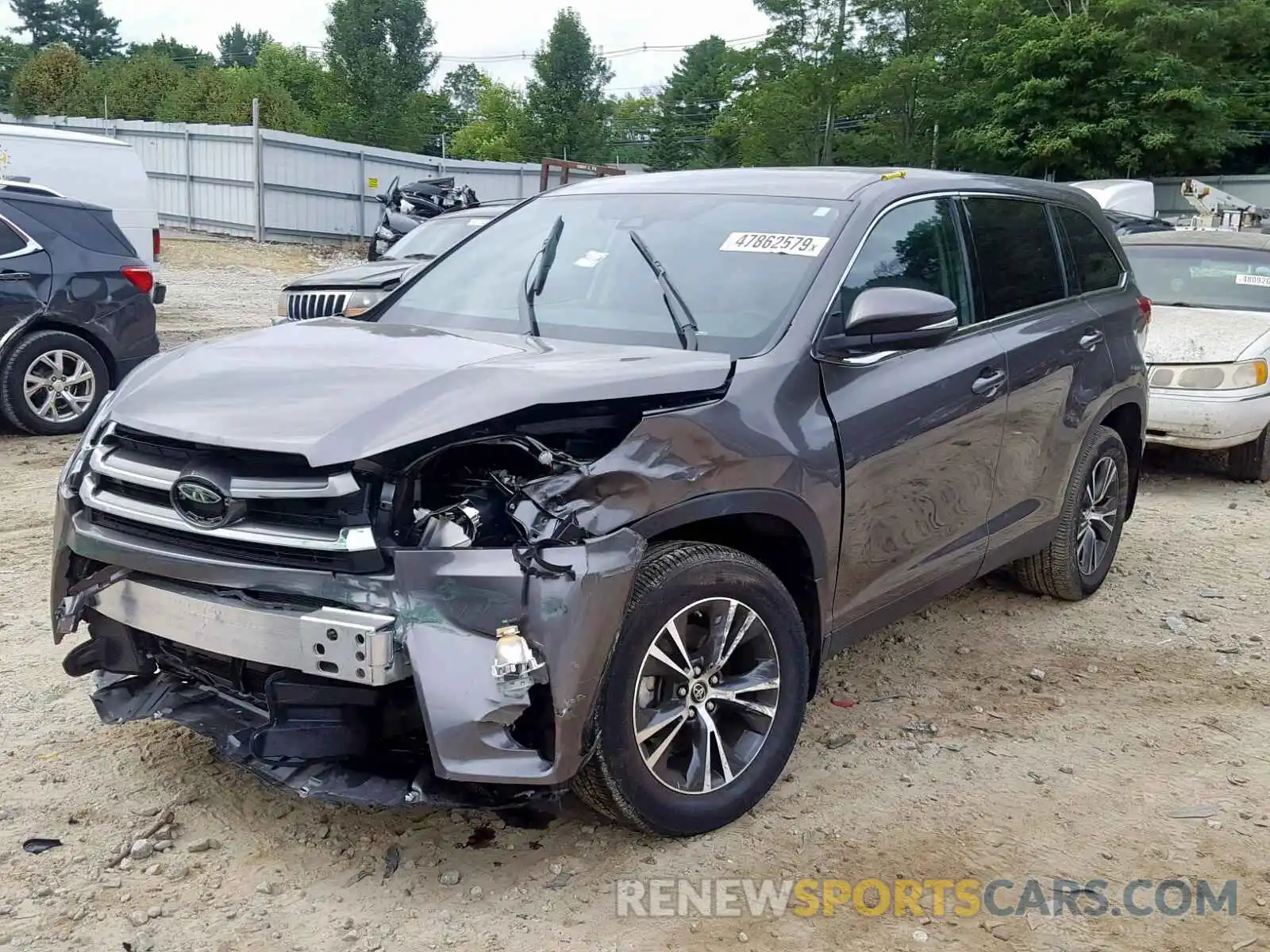 2 Photograph of a damaged car 5TDBZRFHXKS704383 TOYOTA HIGHLANDER 2019