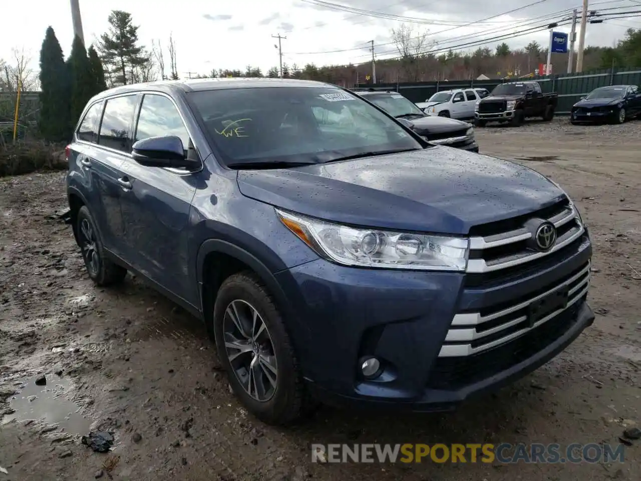 1 Photograph of a damaged car 5TDBZRFHXKS710037 TOYOTA HIGHLANDER 2019