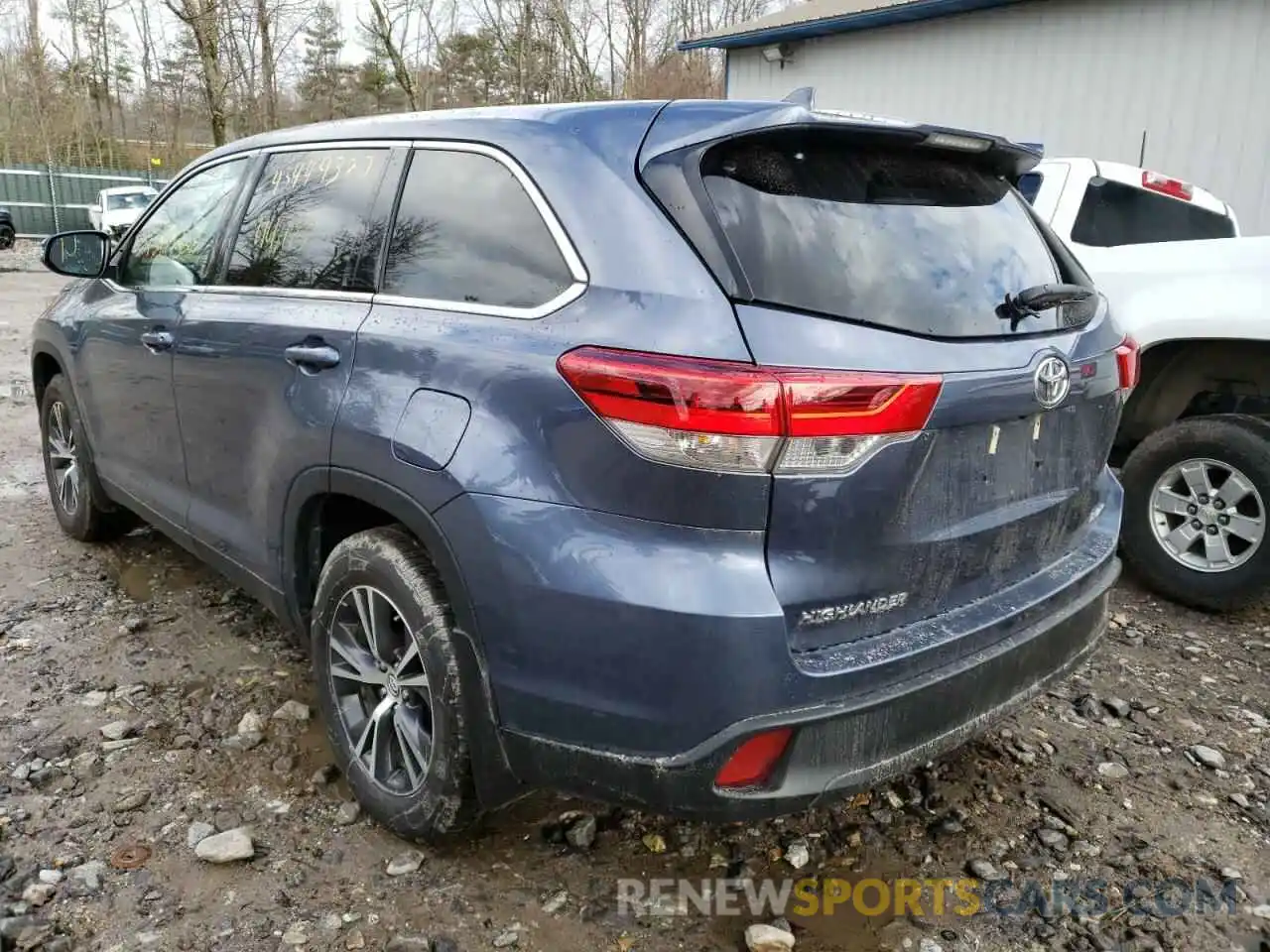 3 Фотография поврежденного автомобиля 5TDBZRFHXKS710037 TOYOTA HIGHLANDER 2019