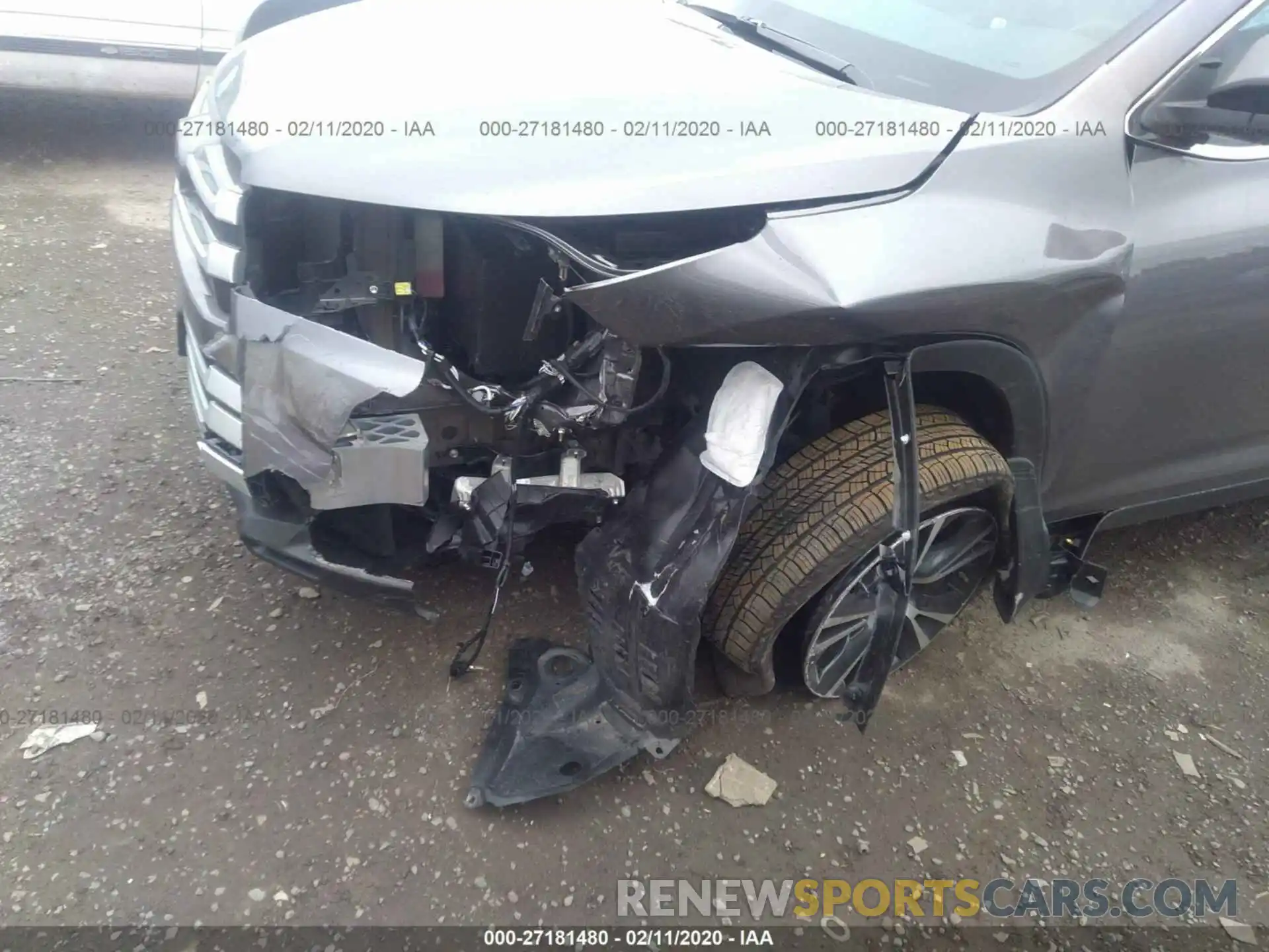 6 Photograph of a damaged car 5TDBZRFHXKS729512 TOYOTA HIGHLANDER 2019