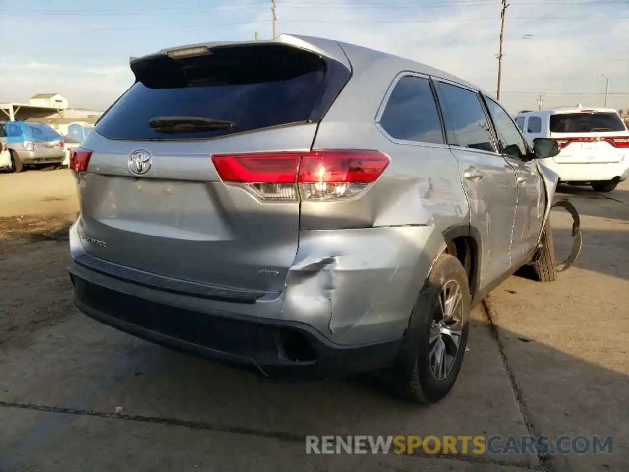 4 Фотография поврежденного автомобиля 5TDBZRFHXKS930262 TOYOTA HIGHLANDER 2019