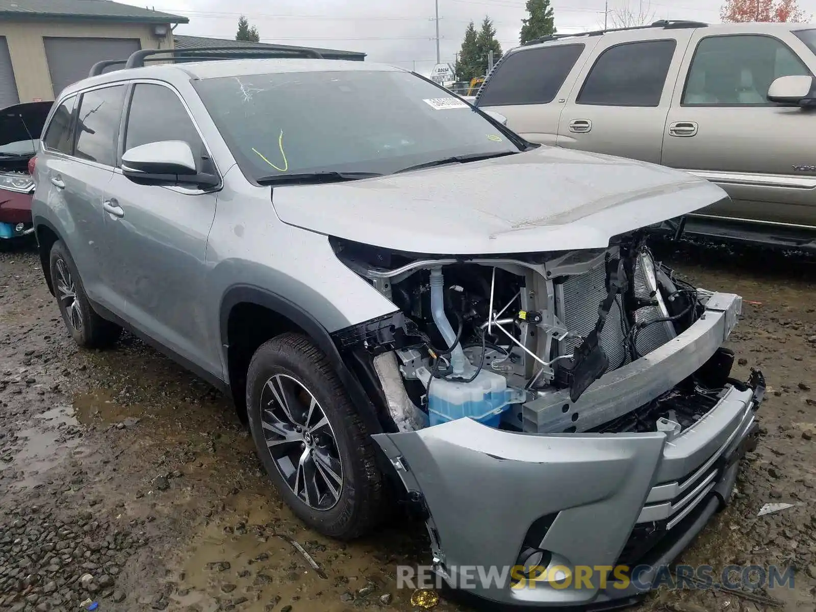 1 Photograph of a damaged car 5TDBZRFHXKS990140 TOYOTA HIGHLANDER 2019