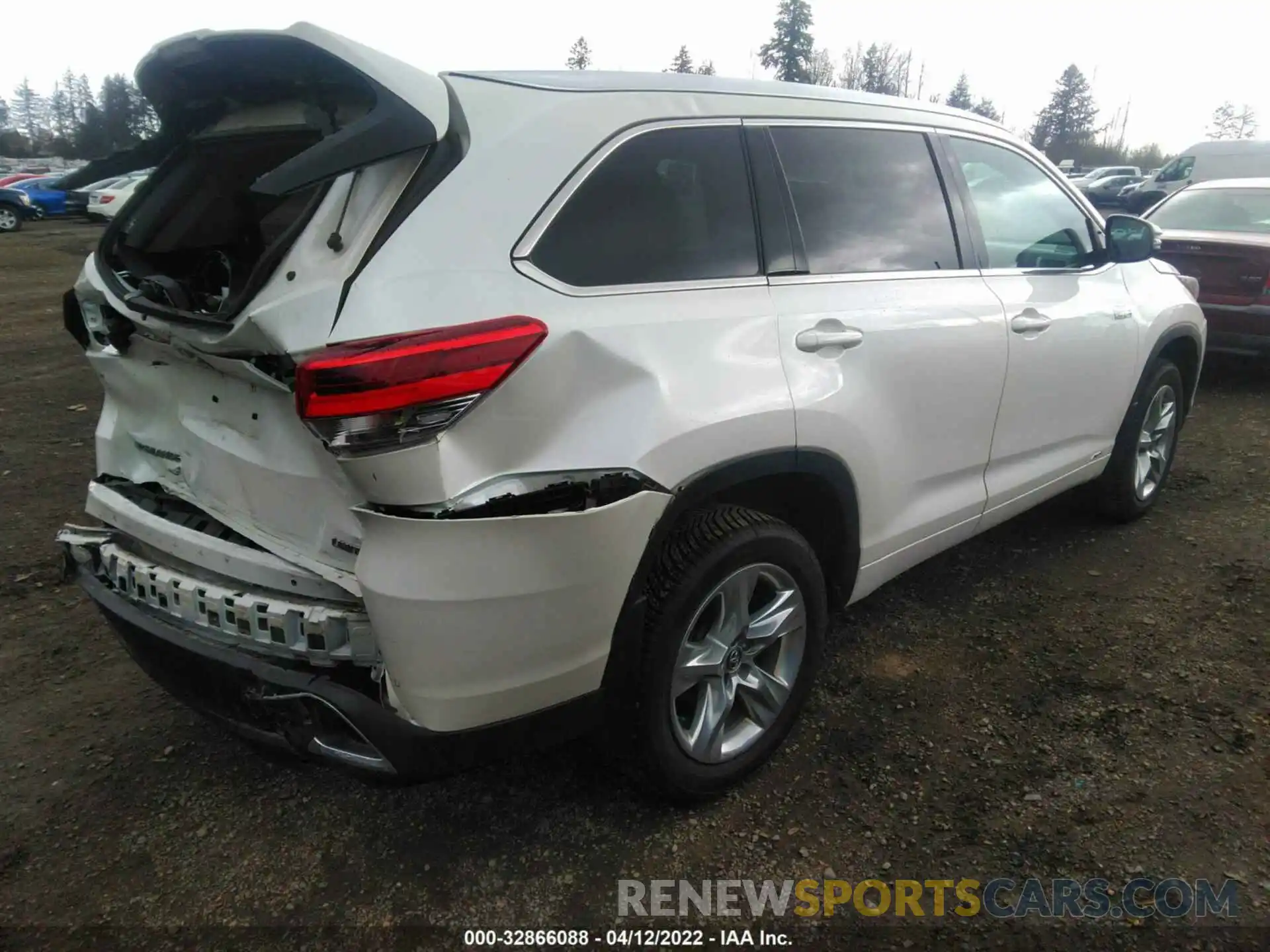 4 Фотография поврежденного автомобиля 5TDDGRFH0KS054090 TOYOTA HIGHLANDER 2019