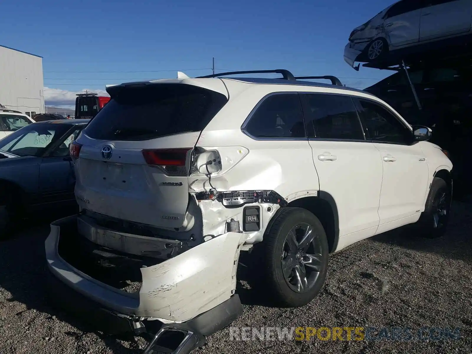 4 Фотография поврежденного автомобиля 5TDDGRFH0KS055501 TOYOTA HIGHLANDER 2019