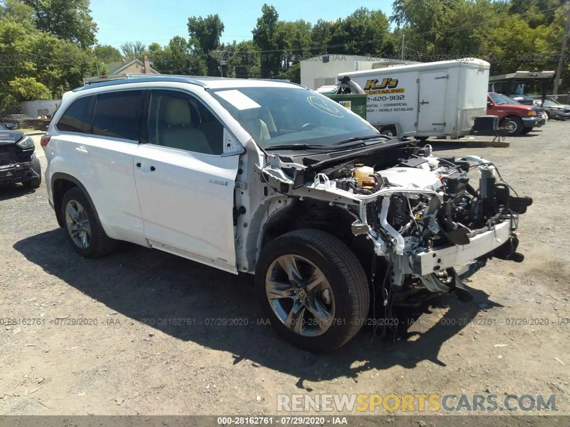 1 Photograph of a damaged car 5TDDGRFH0KS055692 TOYOTA HIGHLANDER 2019