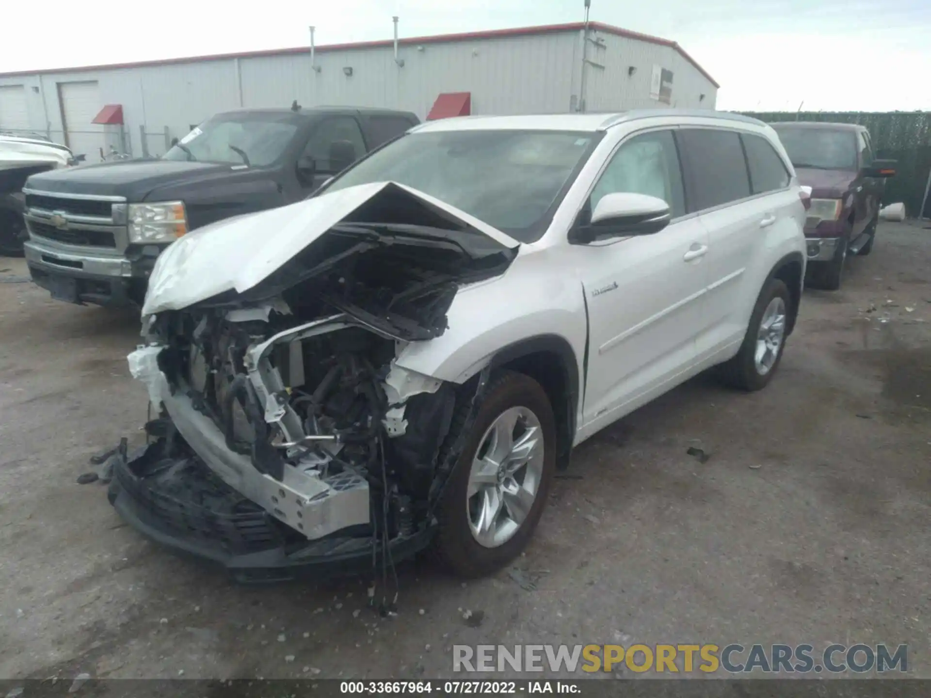 2 Photograph of a damaged car 5TDDGRFH0KS056096 TOYOTA HIGHLANDER 2019