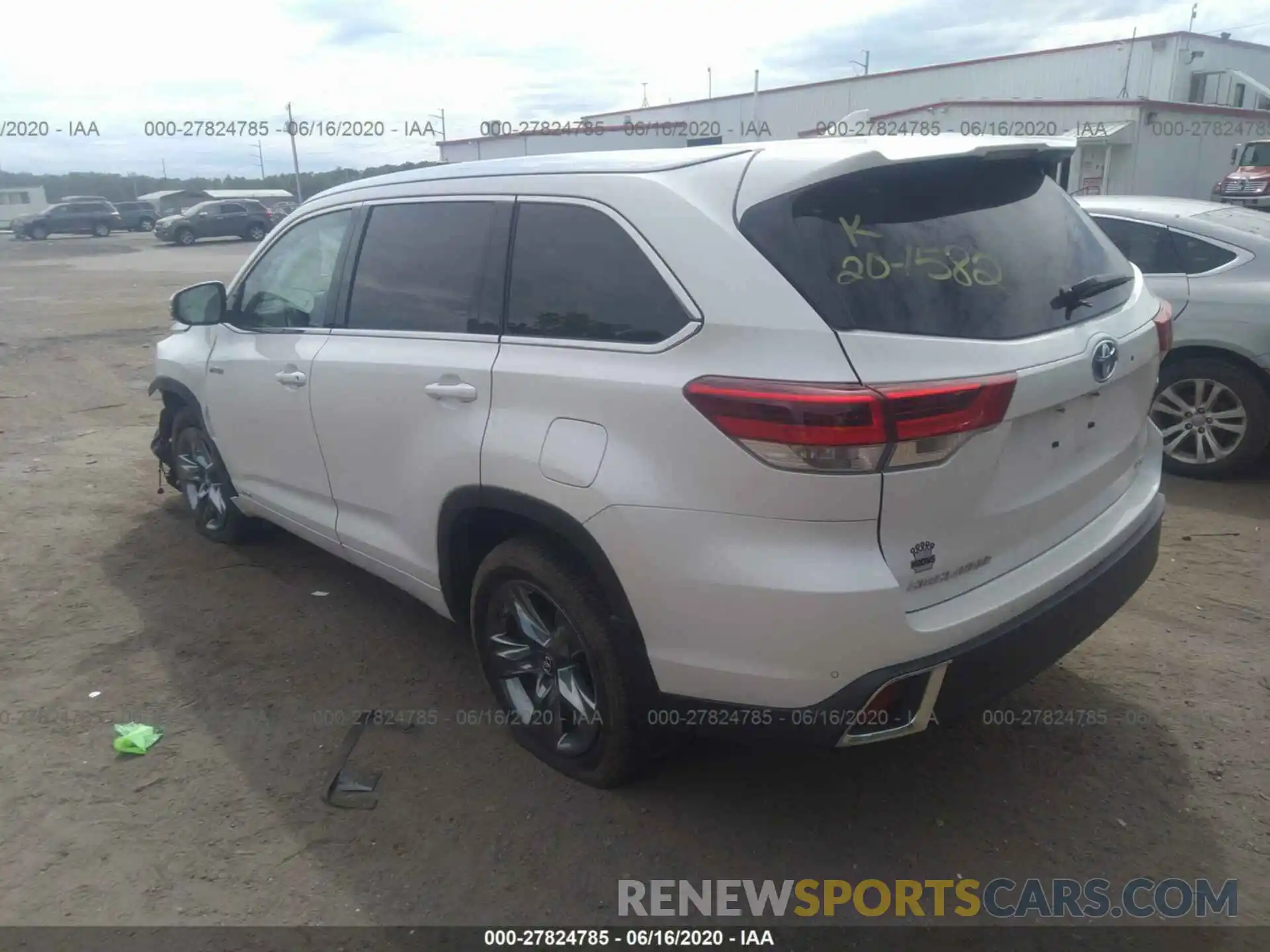 3 Фотография поврежденного автомобиля 5TDDGRFH0KS058947 TOYOTA HIGHLANDER 2019