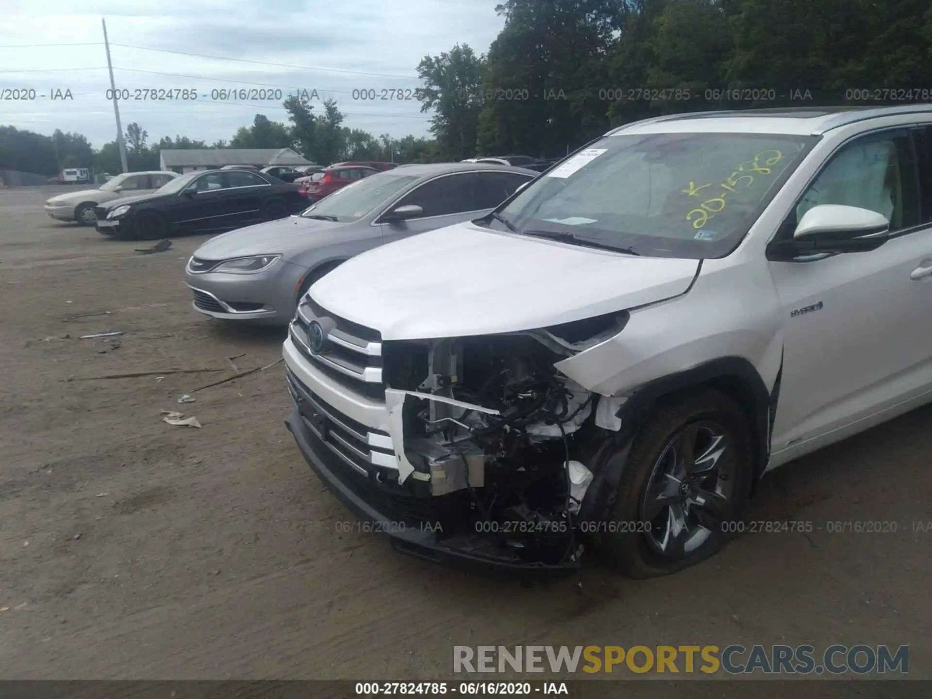 6 Photograph of a damaged car 5TDDGRFH0KS058947 TOYOTA HIGHLANDER 2019