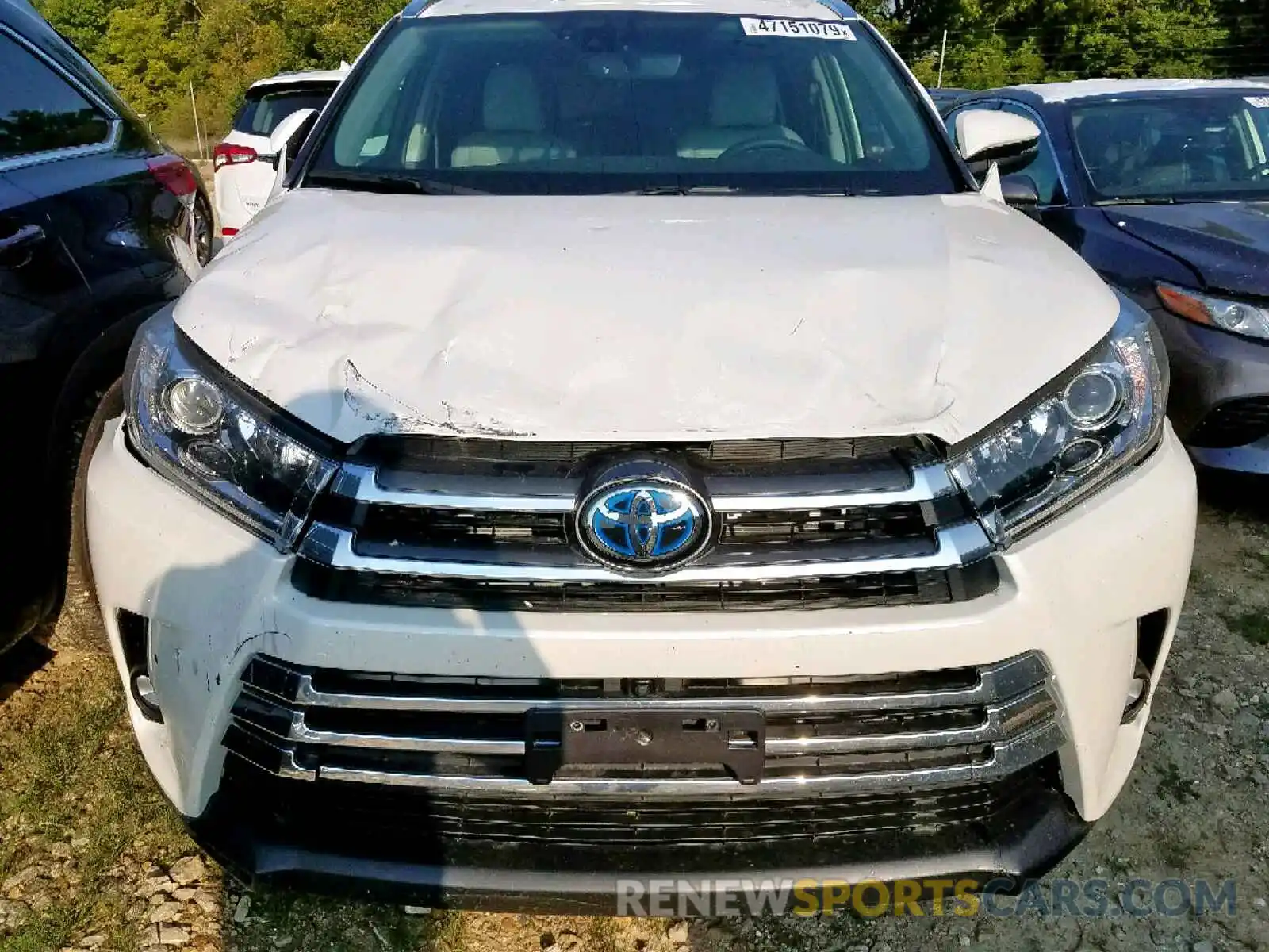 9 Фотография поврежденного автомобиля 5TDDGRFH0KS067695 TOYOTA HIGHLANDER 2019