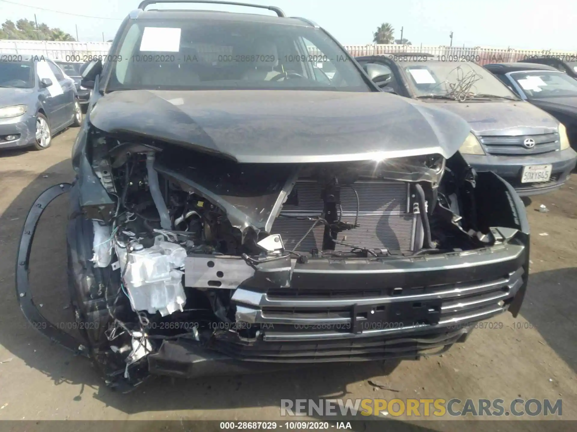 6 Photograph of a damaged car 5TDDGRFH0KS073349 TOYOTA HIGHLANDER 2019