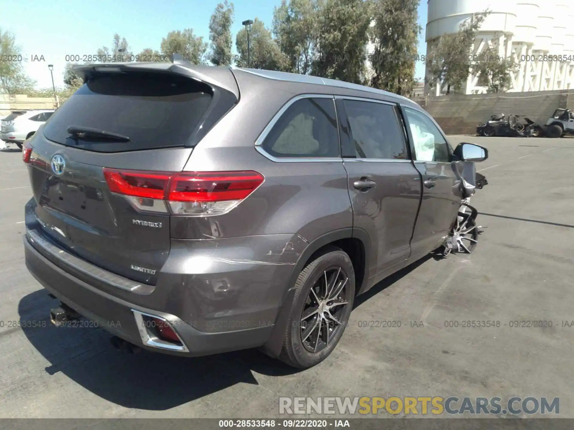 4 Photograph of a damaged car 5TDDGRFH0KS078115 TOYOTA HIGHLANDER 2019