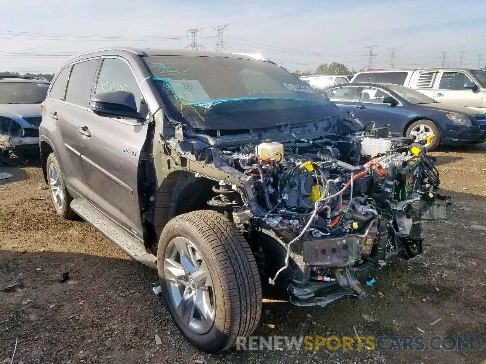 1 Photograph of a damaged car 5TDDGRFH1KS057810 TOYOTA HIGHLANDER 2019