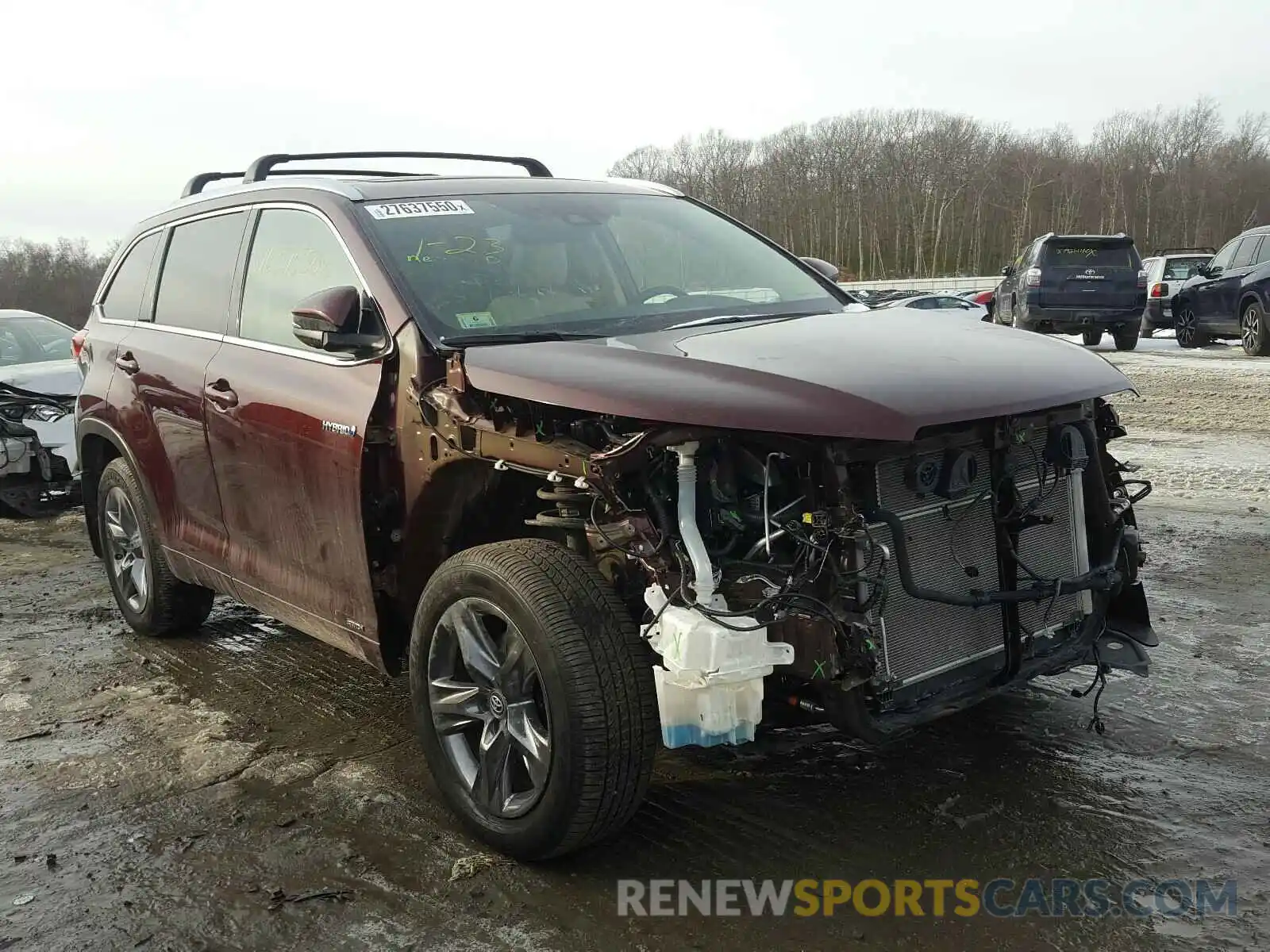 1 Photograph of a damaged car 5TDDGRFH2KS061039 TOYOTA HIGHLANDER 2019