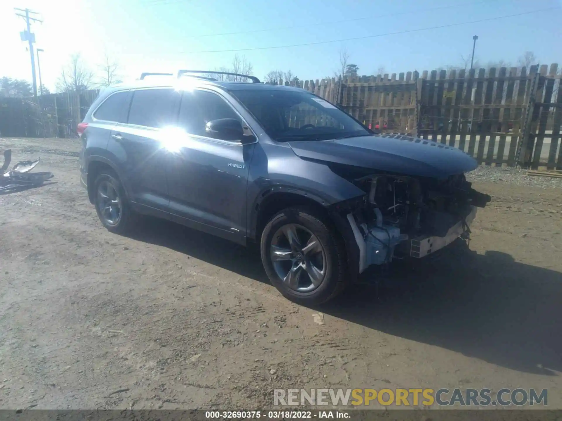 1 Photograph of a damaged car 5TDDGRFH2KS061882 TOYOTA HIGHLANDER 2019