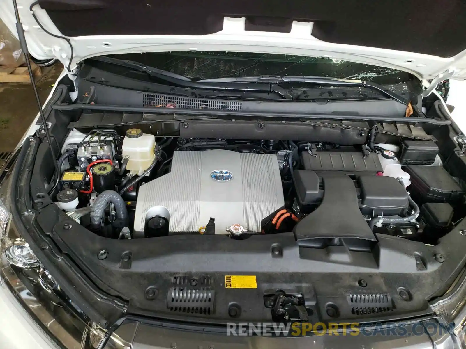 7 Photograph of a damaged car 5TDDGRFH2KS063390 TOYOTA HIGHLANDER 2019