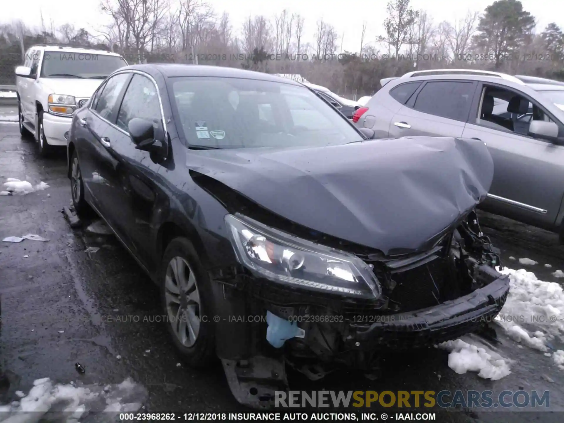 1 Photograph of a damaged car 5TDDGRFH3KS052737 TOYOTA HIGHLANDER 2019