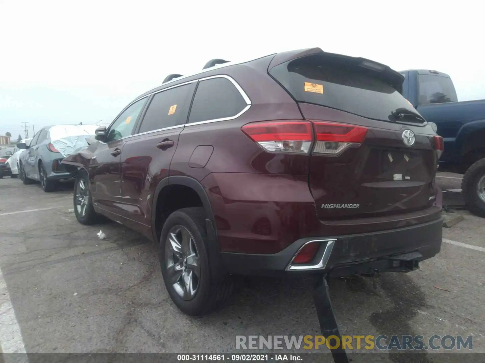 3 Фотография поврежденного автомобиля 5TDDGRFH3KS060417 TOYOTA HIGHLANDER 2019