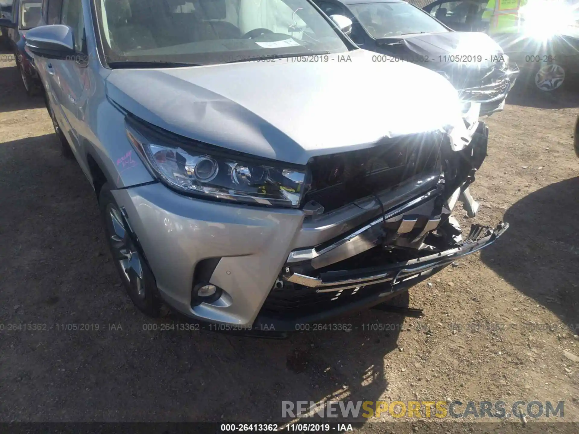 6 Photograph of a damaged car 5TDDGRFH3KS066587 TOYOTA HIGHLANDER 2019