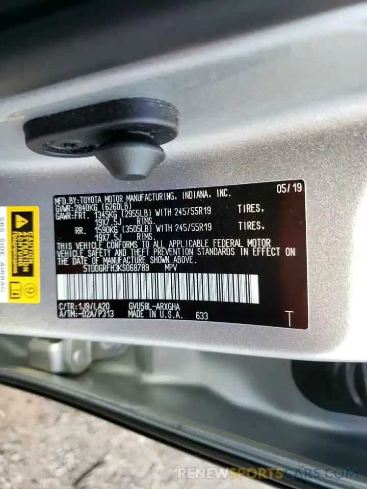 10 Photograph of a damaged car 5TDDGRFH3KS068789 TOYOTA HIGHLANDER 2019