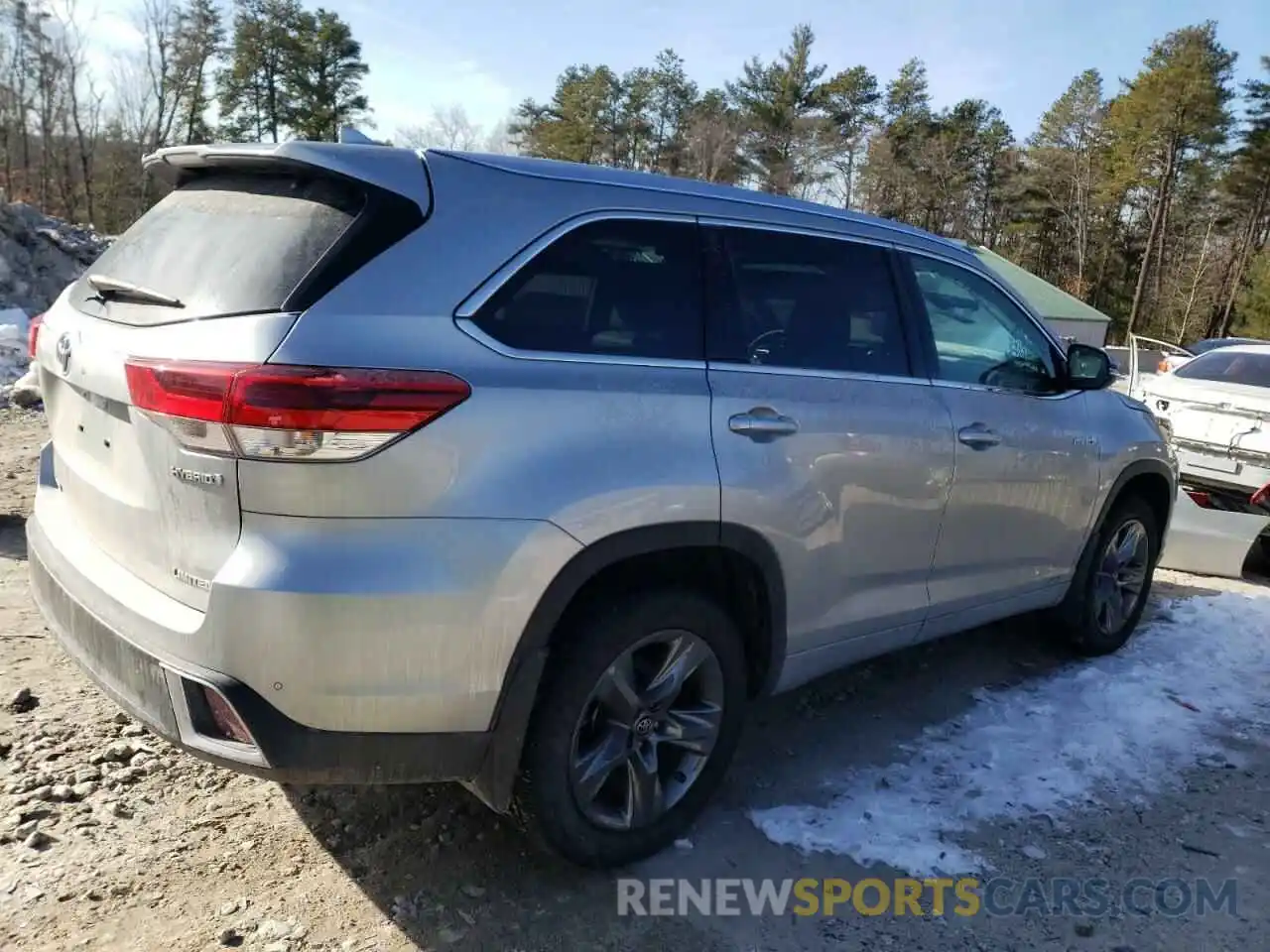 3 Photograph of a damaged car 5TDDGRFH3KS069862 TOYOTA HIGHLANDER 2019