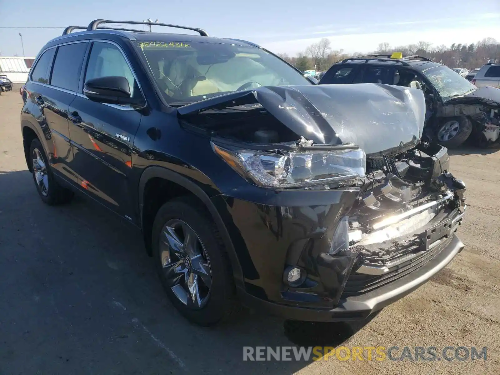 1 Photograph of a damaged car 5TDDGRFH3KS070073 TOYOTA HIGHLANDER 2019