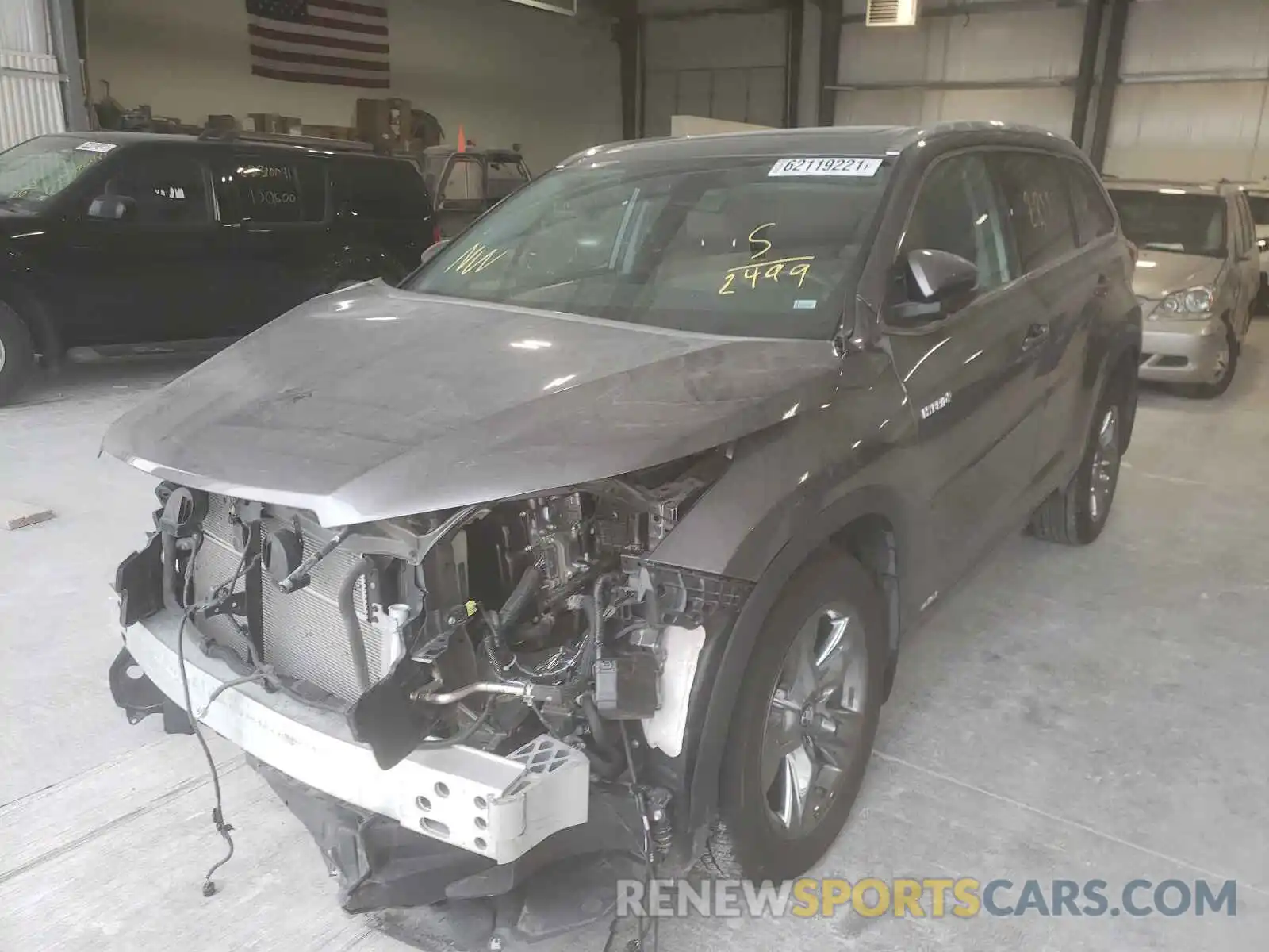 2 Photograph of a damaged car 5TDDGRFH3KS072499 TOYOTA HIGHLANDER 2019