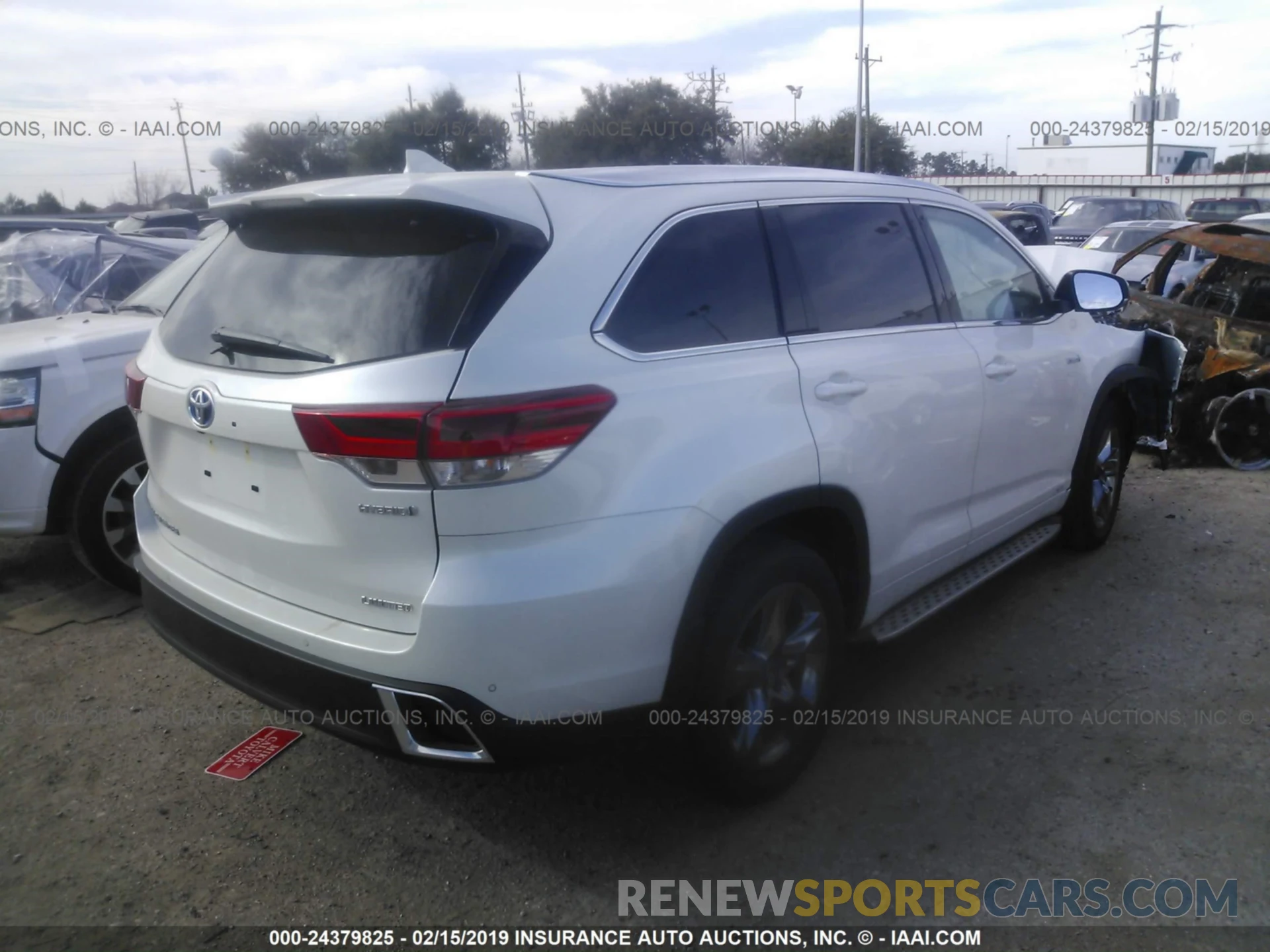 4 Фотография поврежденного автомобиля 5TDDGRFH4KS053427 TOYOTA HIGHLANDER 2019