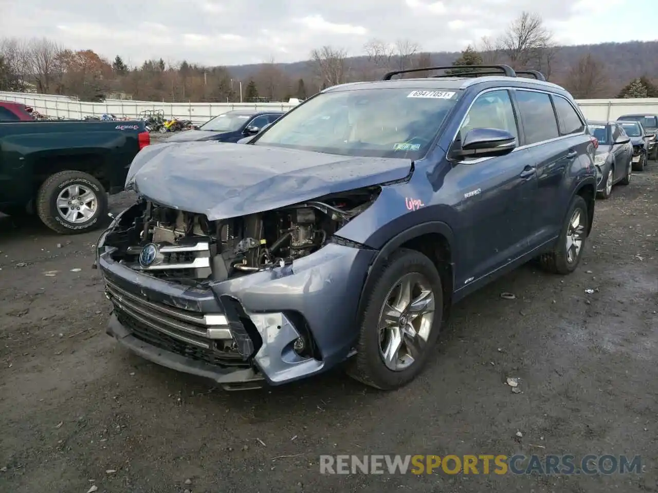 2 Фотография поврежденного автомобиля 5TDDGRFH4KS057820 TOYOTA HIGHLANDER 2019