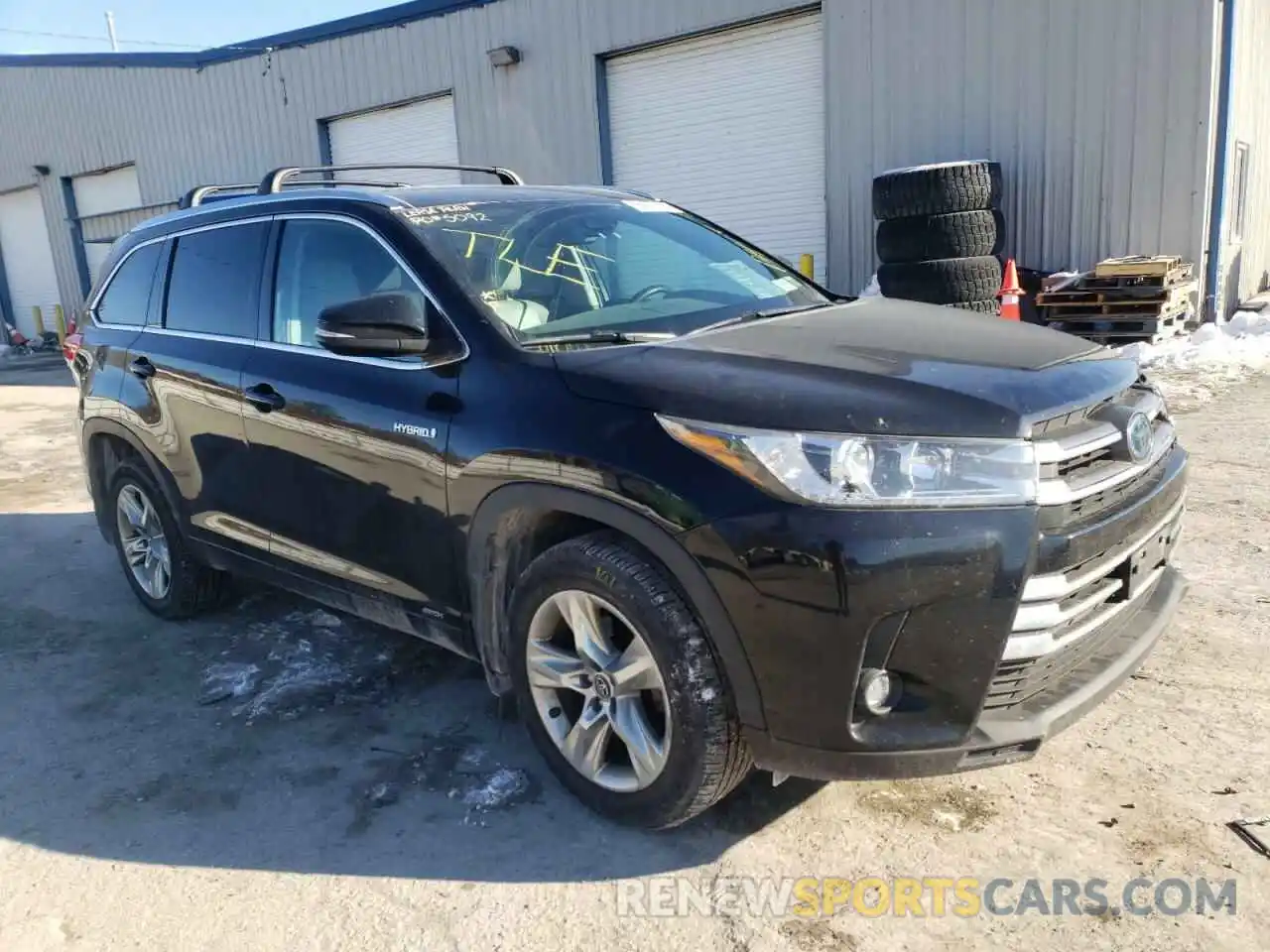 1 Фотография поврежденного автомобиля 5TDDGRFH4KS061057 TOYOTA HIGHLANDER 2019