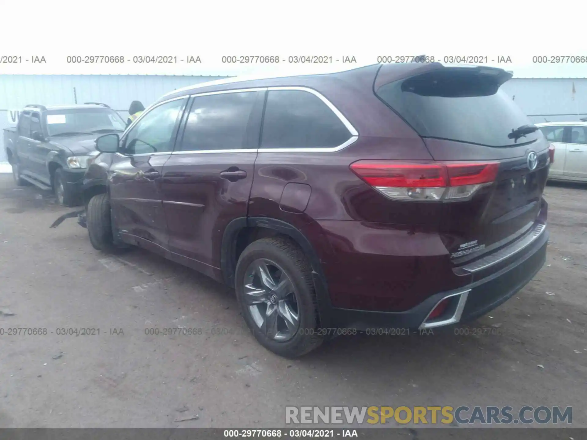 3 Фотография поврежденного автомобиля 5TDDGRFH6KS062565 TOYOTA HIGHLANDER 2019