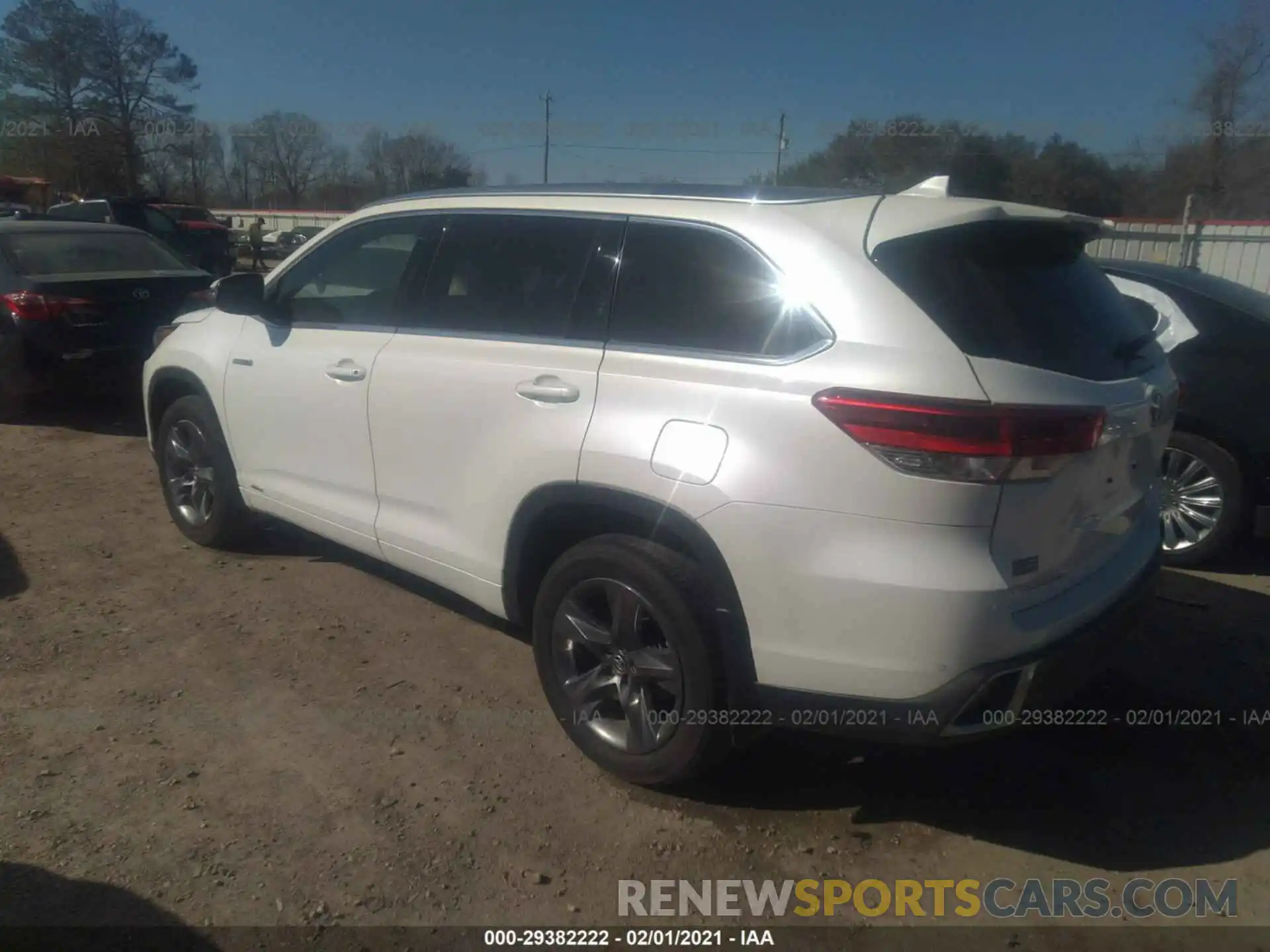 3 Фотография поврежденного автомобиля 5TDDGRFH6KS074537 TOYOTA HIGHLANDER 2019