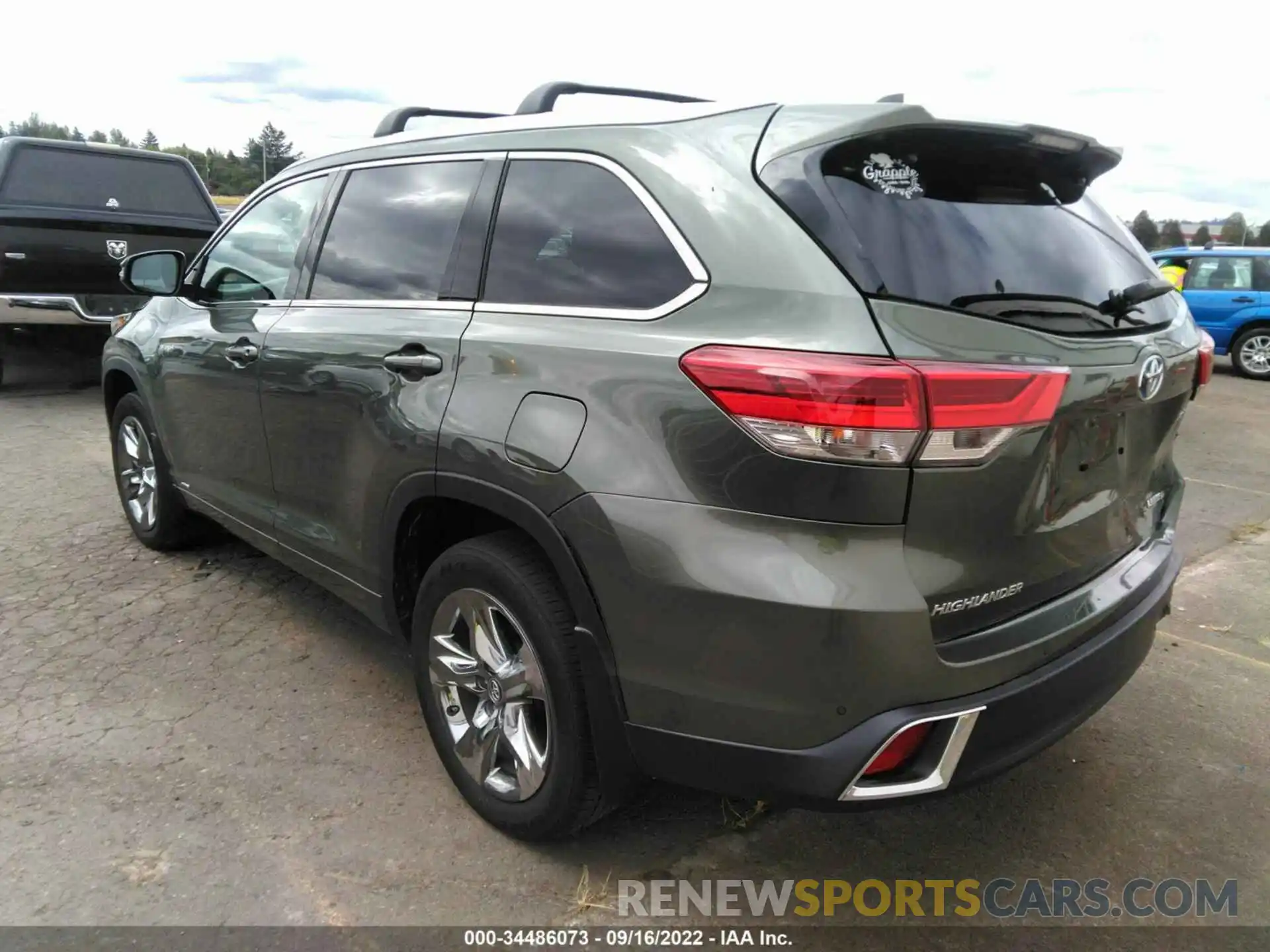 3 Фотография поврежденного автомобиля 5TDDGRFH7KS053213 TOYOTA HIGHLANDER 2019