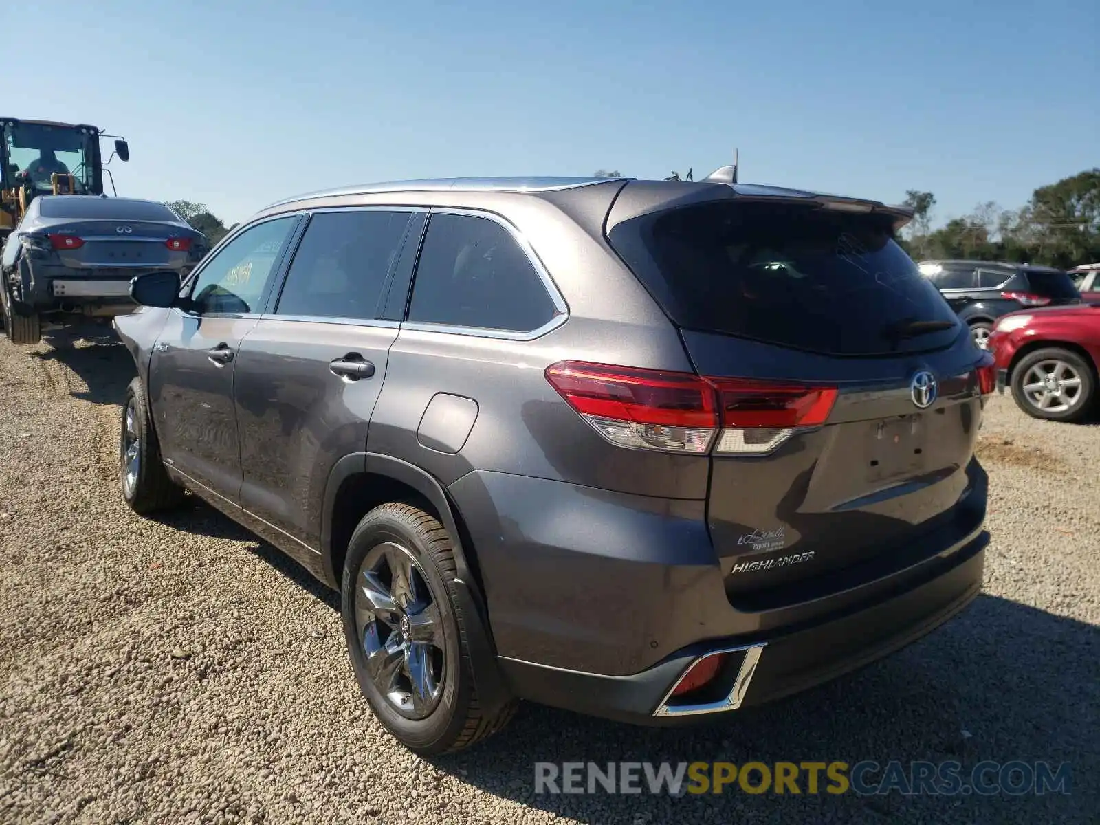 3 Photograph of a damaged car 5TDDGRFH7KS055818 TOYOTA HIGHLANDER 2019