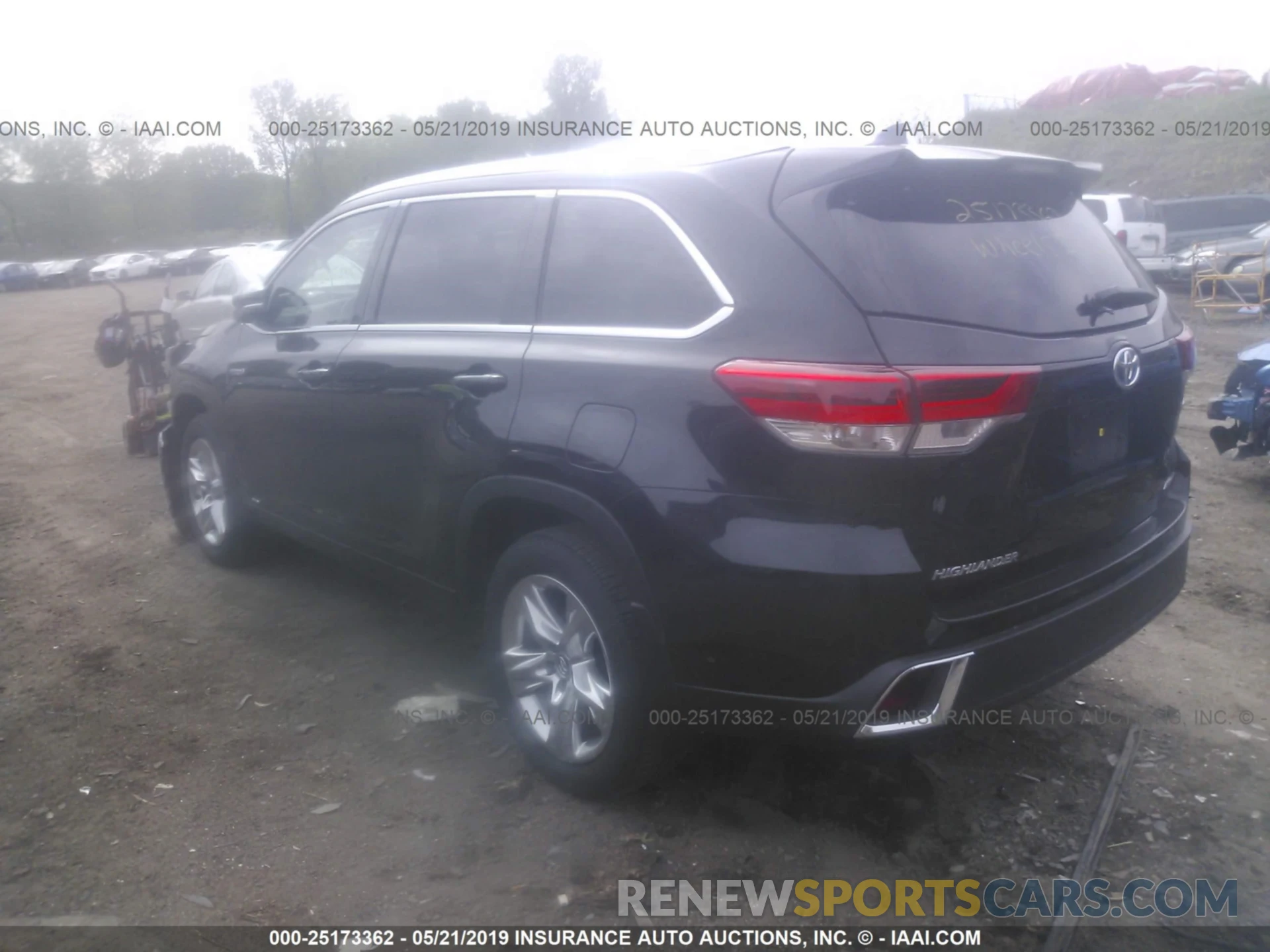 3 Фотография поврежденного автомобиля 5TDDGRFH7KS060307 TOYOTA HIGHLANDER 2019