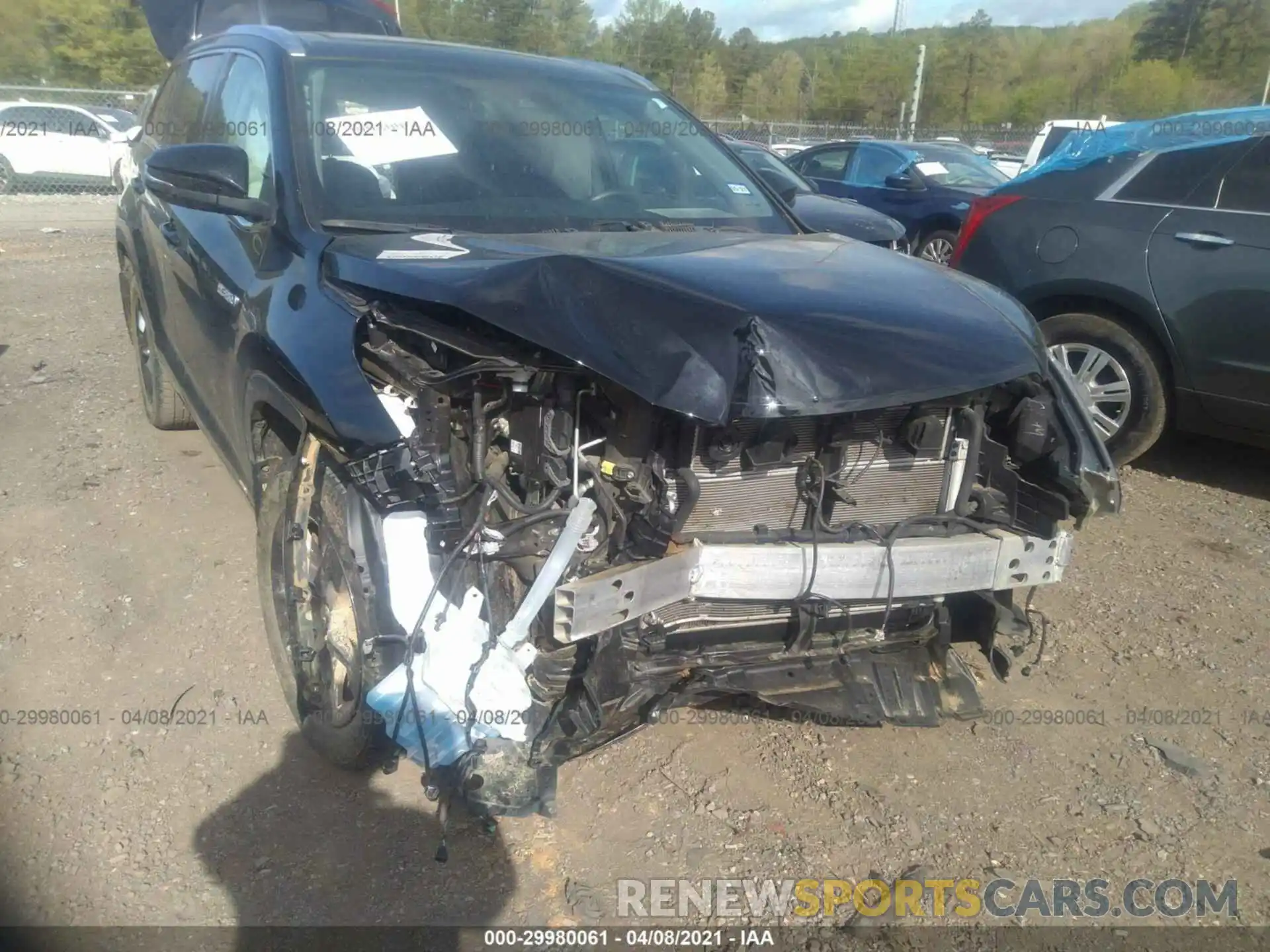 6 Photograph of a damaged car 5TDDGRFH7KS063868 TOYOTA HIGHLANDER 2019