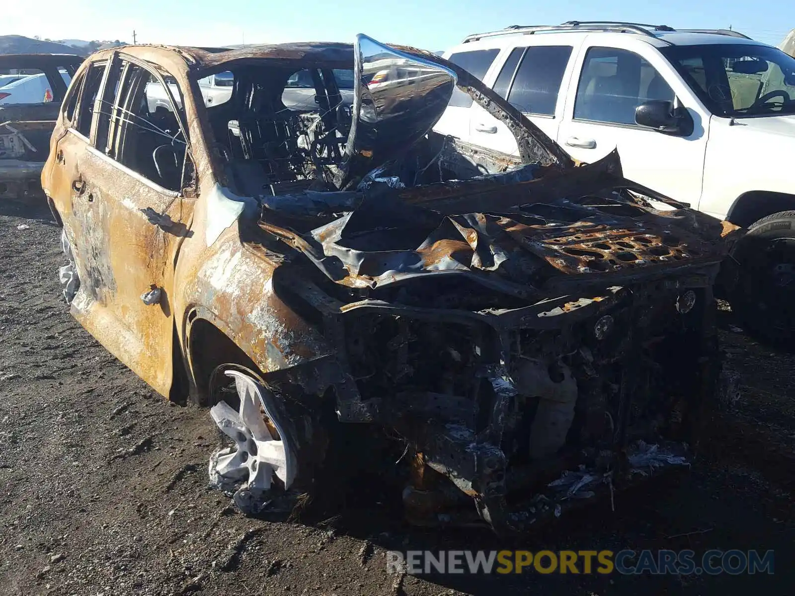 1 Photograph of a damaged car 5TDDGRFH7KS067984 TOYOTA HIGHLANDER 2019