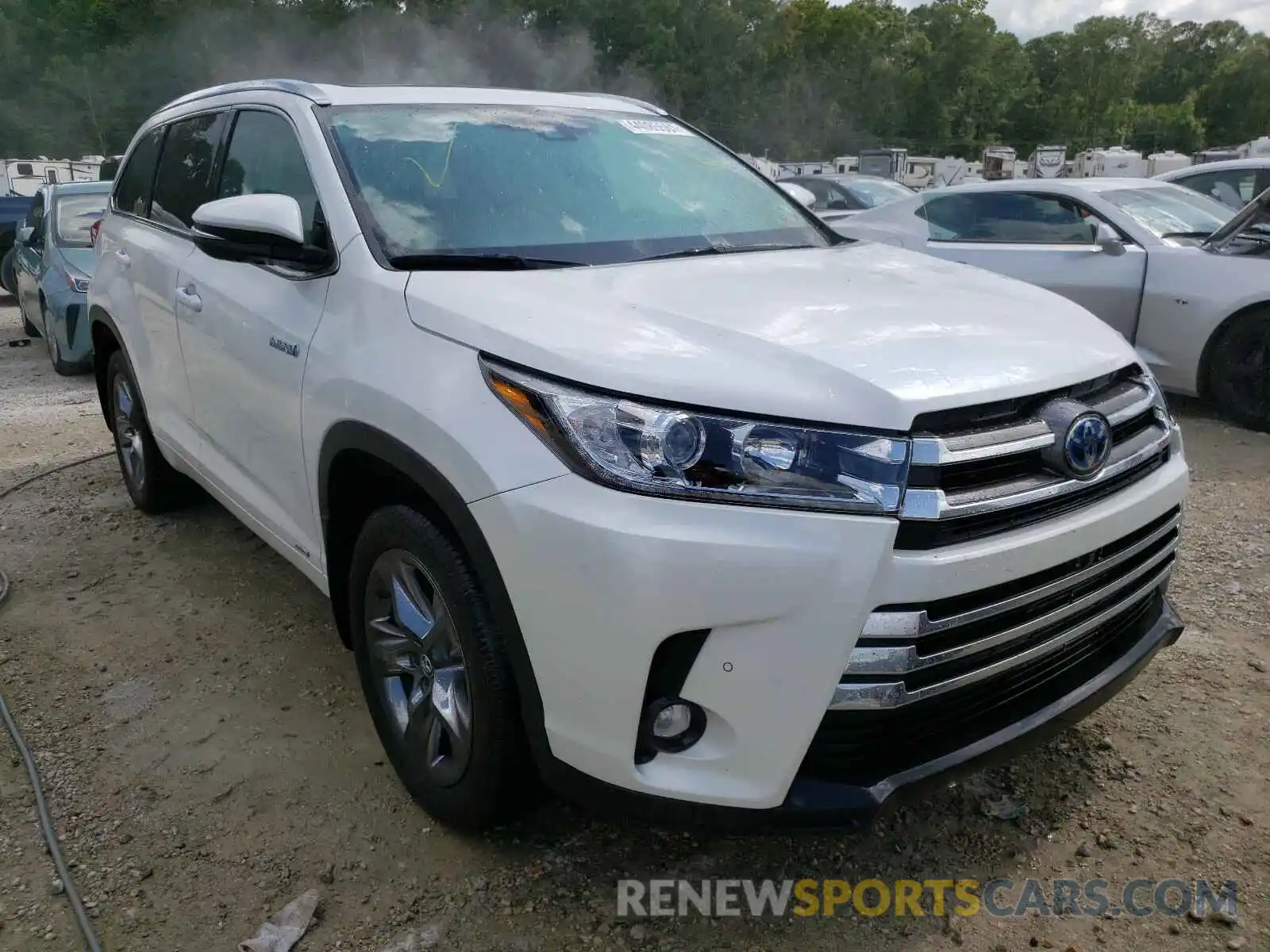 1 Photograph of a damaged car 5TDDGRFH7KS068407 TOYOTA HIGHLANDER 2019