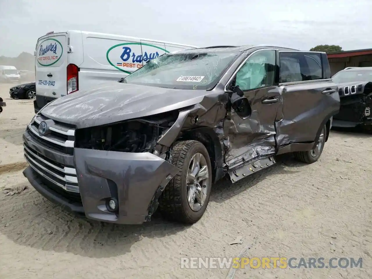 2 Фотография поврежденного автомобиля 5TDDGRFH7KS070853 TOYOTA HIGHLANDER 2019