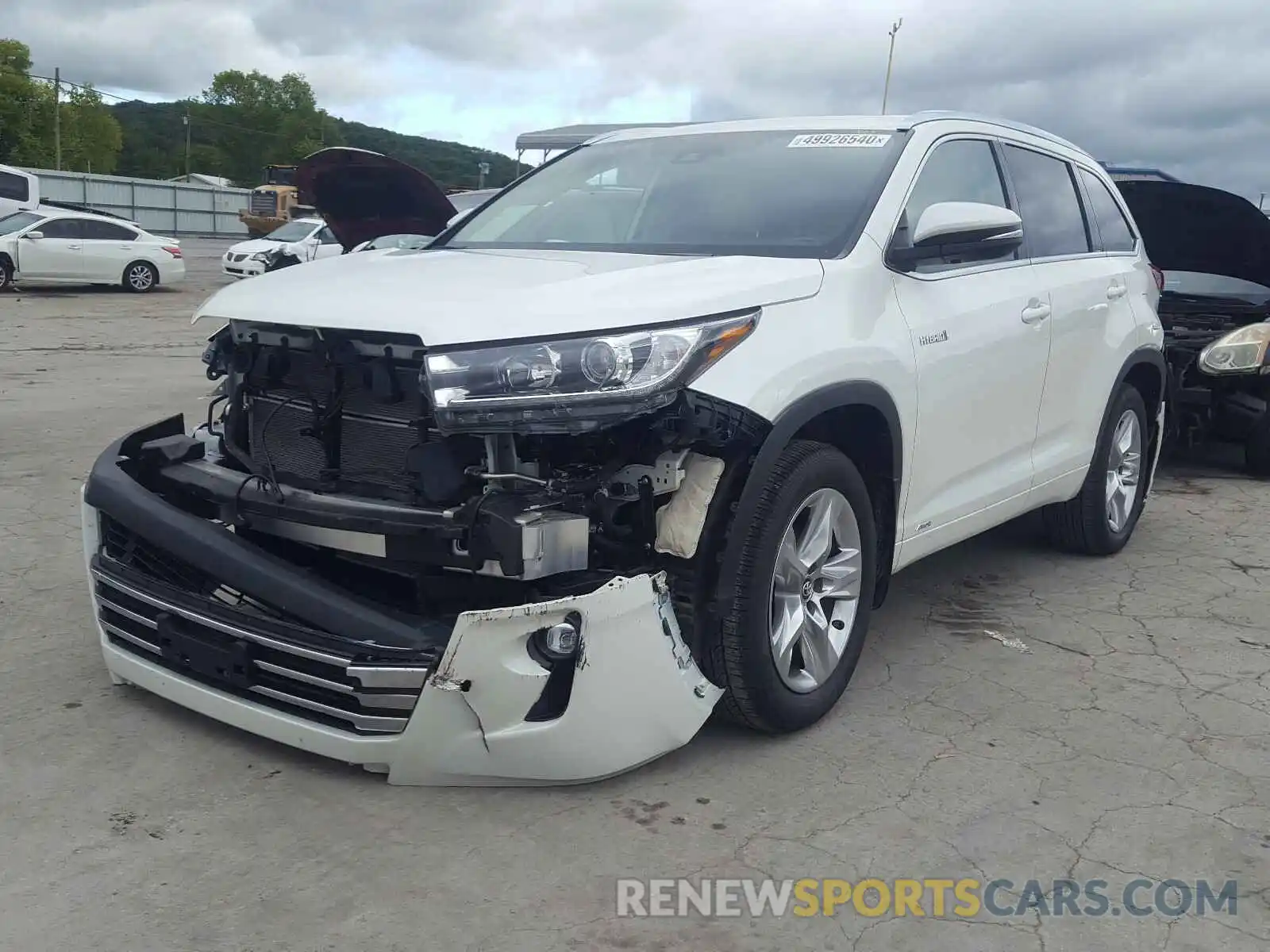 2 Photograph of a damaged car 5TDDGRFH7KS073364 TOYOTA HIGHLANDER 2019