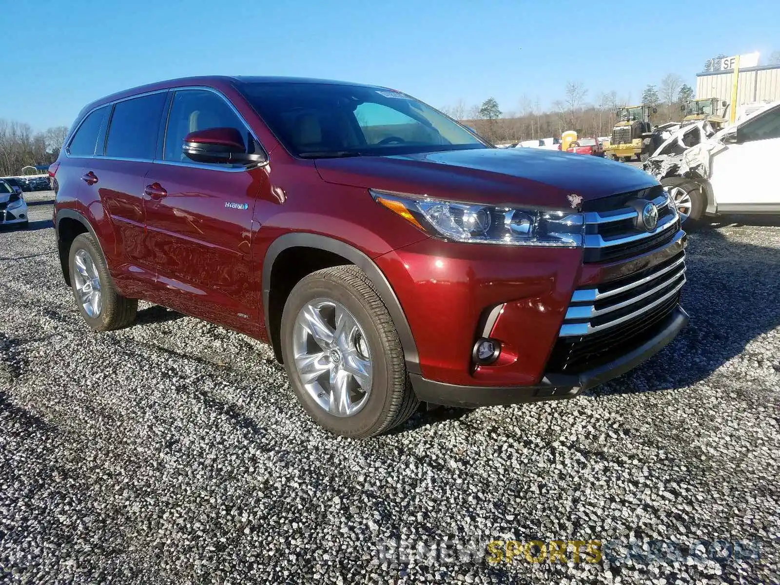 1 Photograph of a damaged car 5TDDGRFH8KS062504 TOYOTA HIGHLANDER 2019