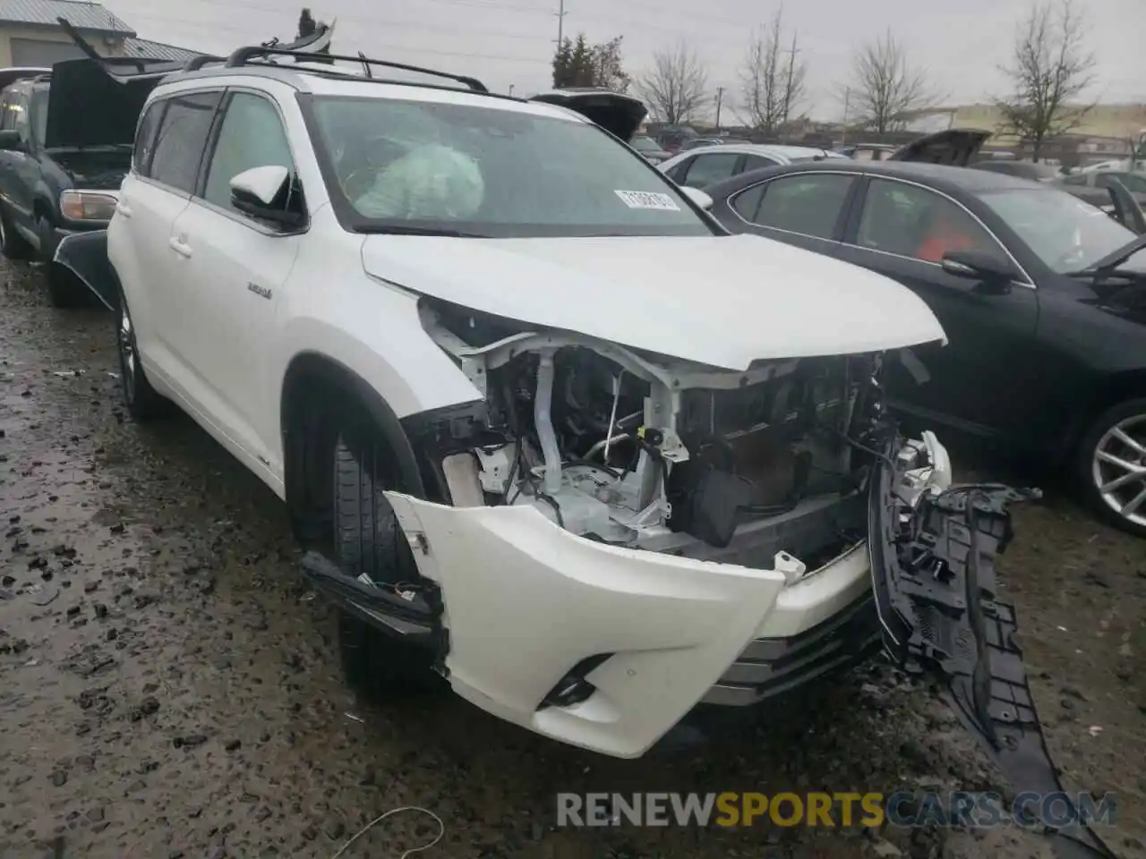 1 Photograph of a damaged car 5TDDGRFH8KS066195 TOYOTA HIGHLANDER 2019