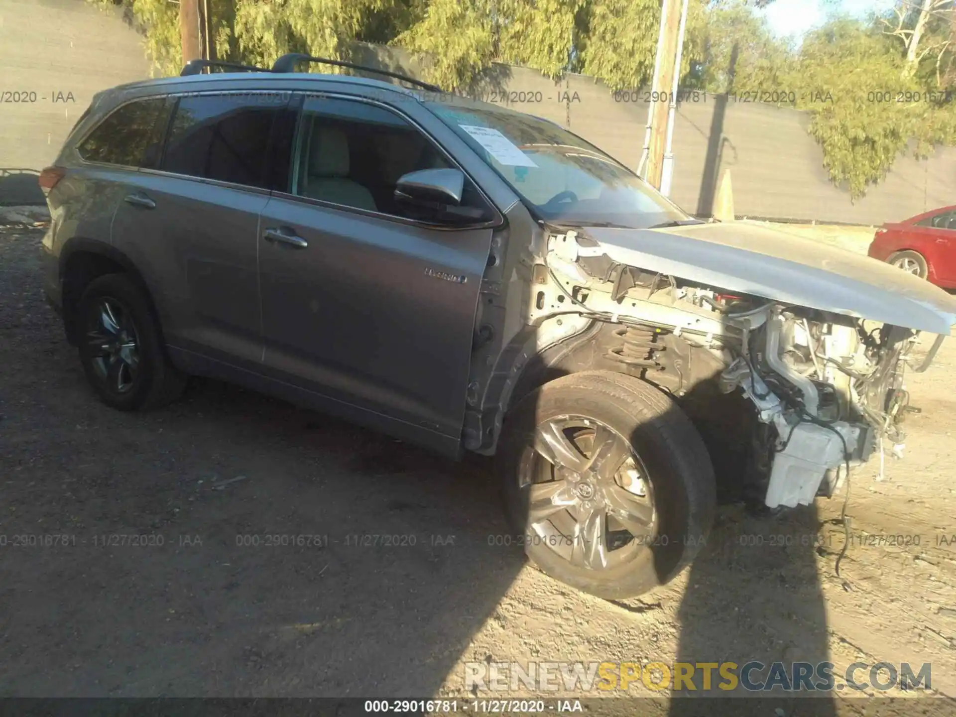 1 Photograph of a damaged car 5TDDGRFH8KS074099 TOYOTA HIGHLANDER 2019