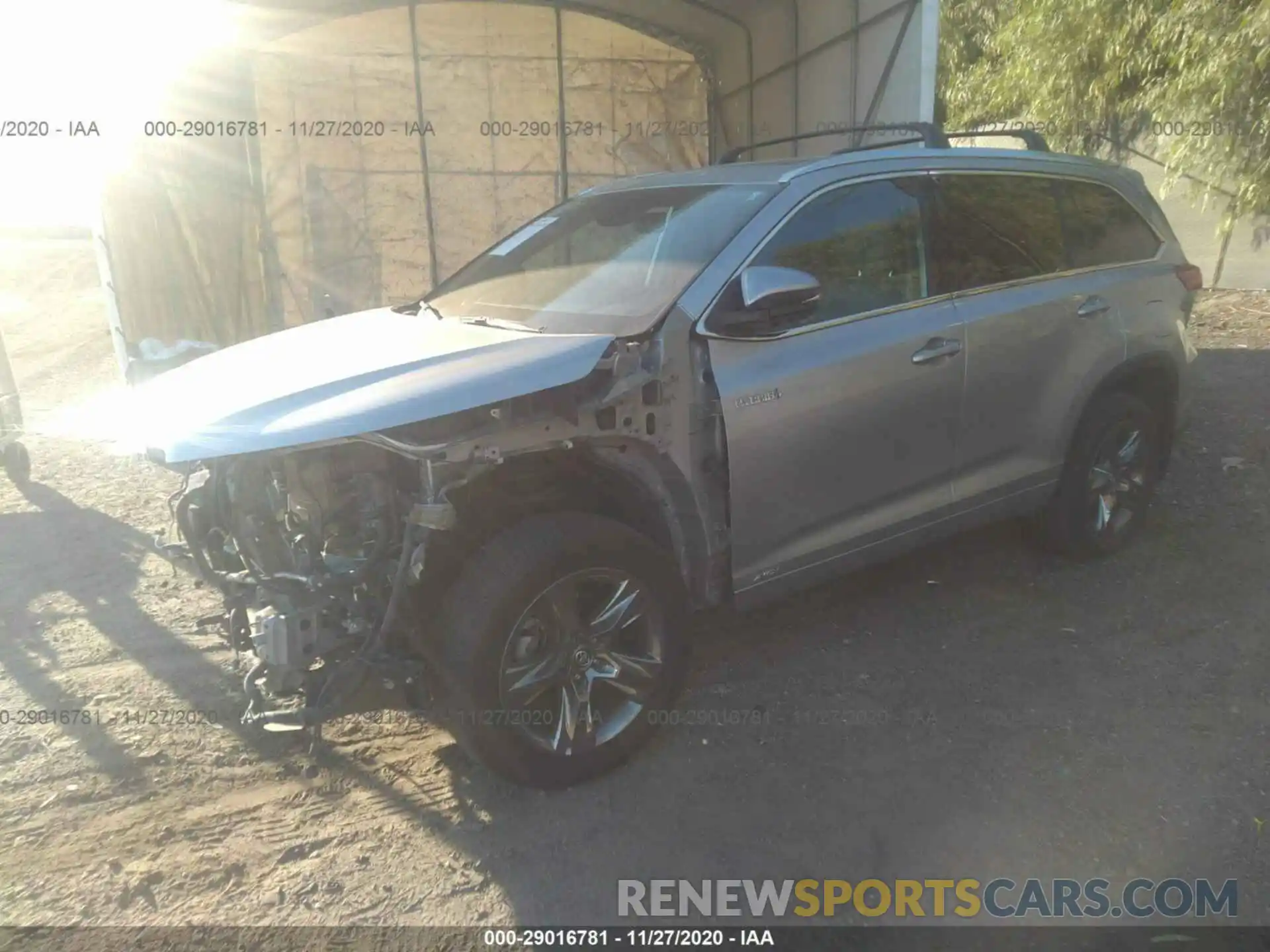 2 Photograph of a damaged car 5TDDGRFH8KS074099 TOYOTA HIGHLANDER 2019