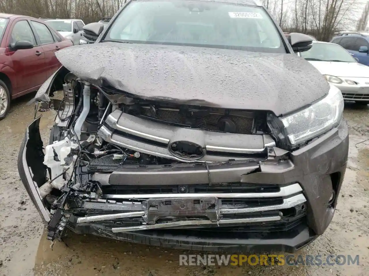 7 Photograph of a damaged car 5TDDGRFH9KS056291 TOYOTA HIGHLANDER 2019