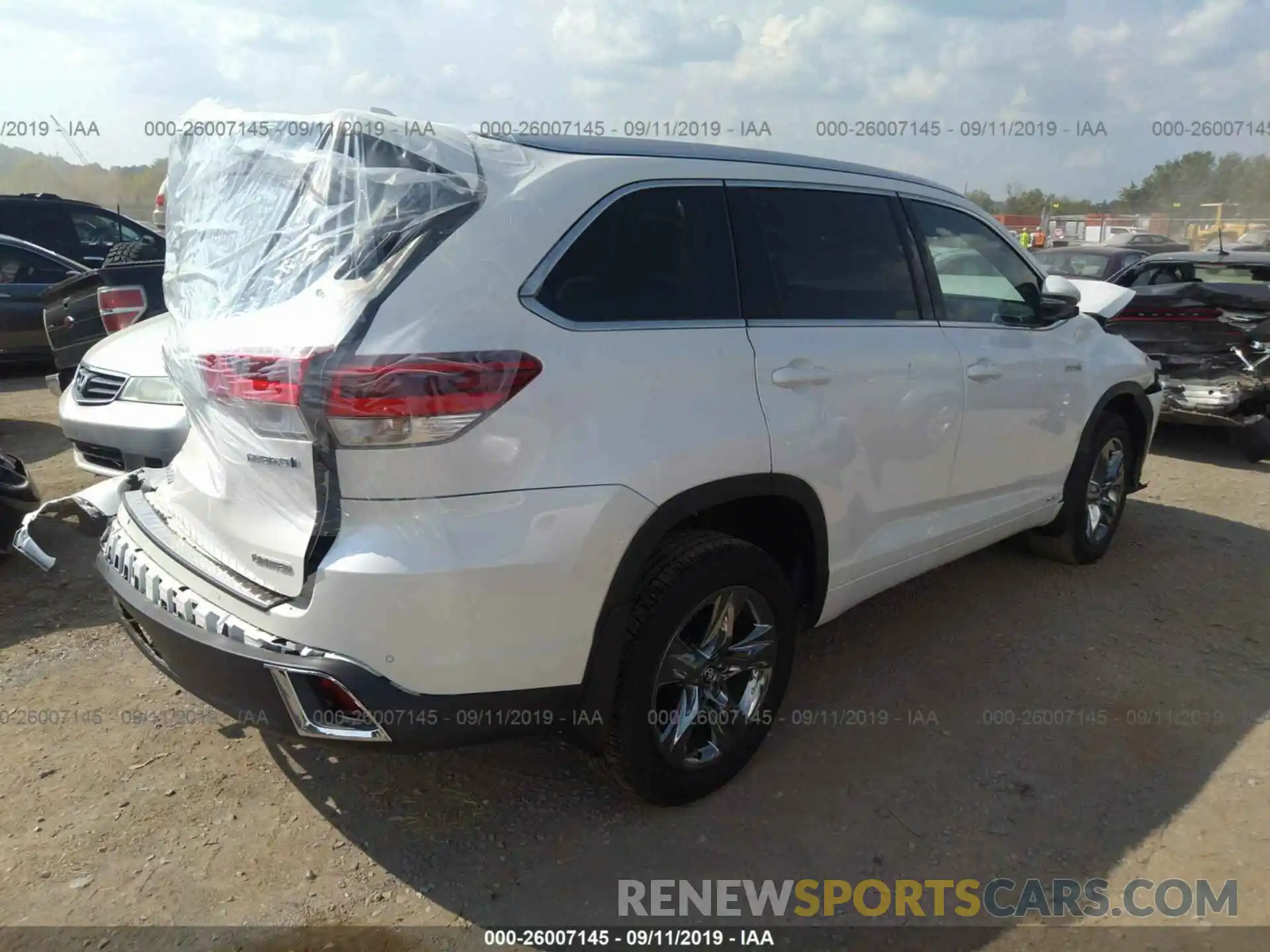 4 Фотография поврежденного автомобиля 5TDDGRFH9KS061250 TOYOTA HIGHLANDER 2019