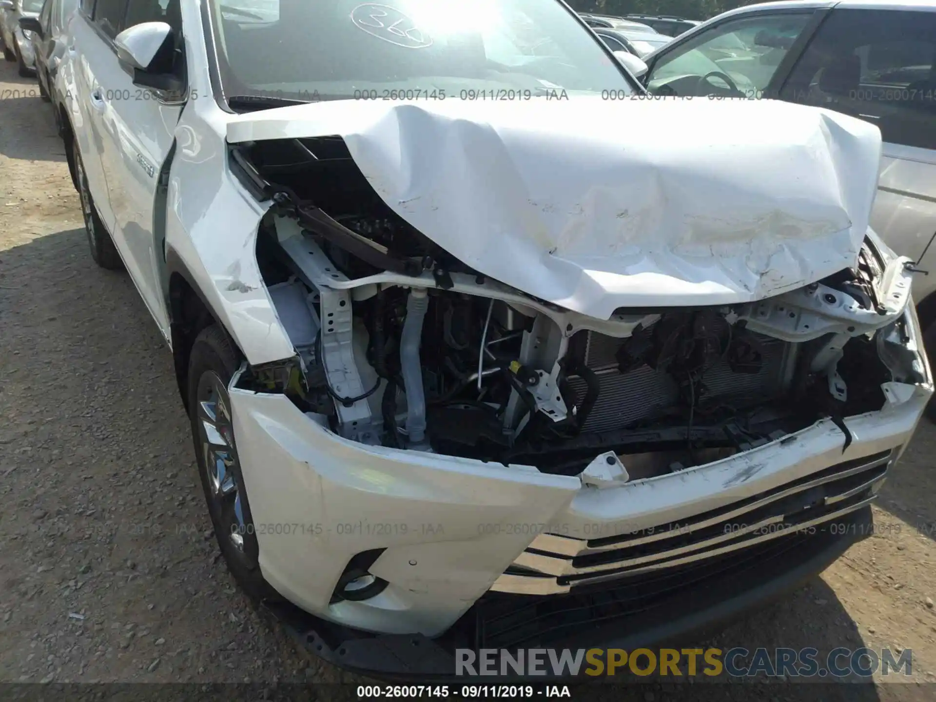 6 Photograph of a damaged car 5TDDGRFH9KS061250 TOYOTA HIGHLANDER 2019